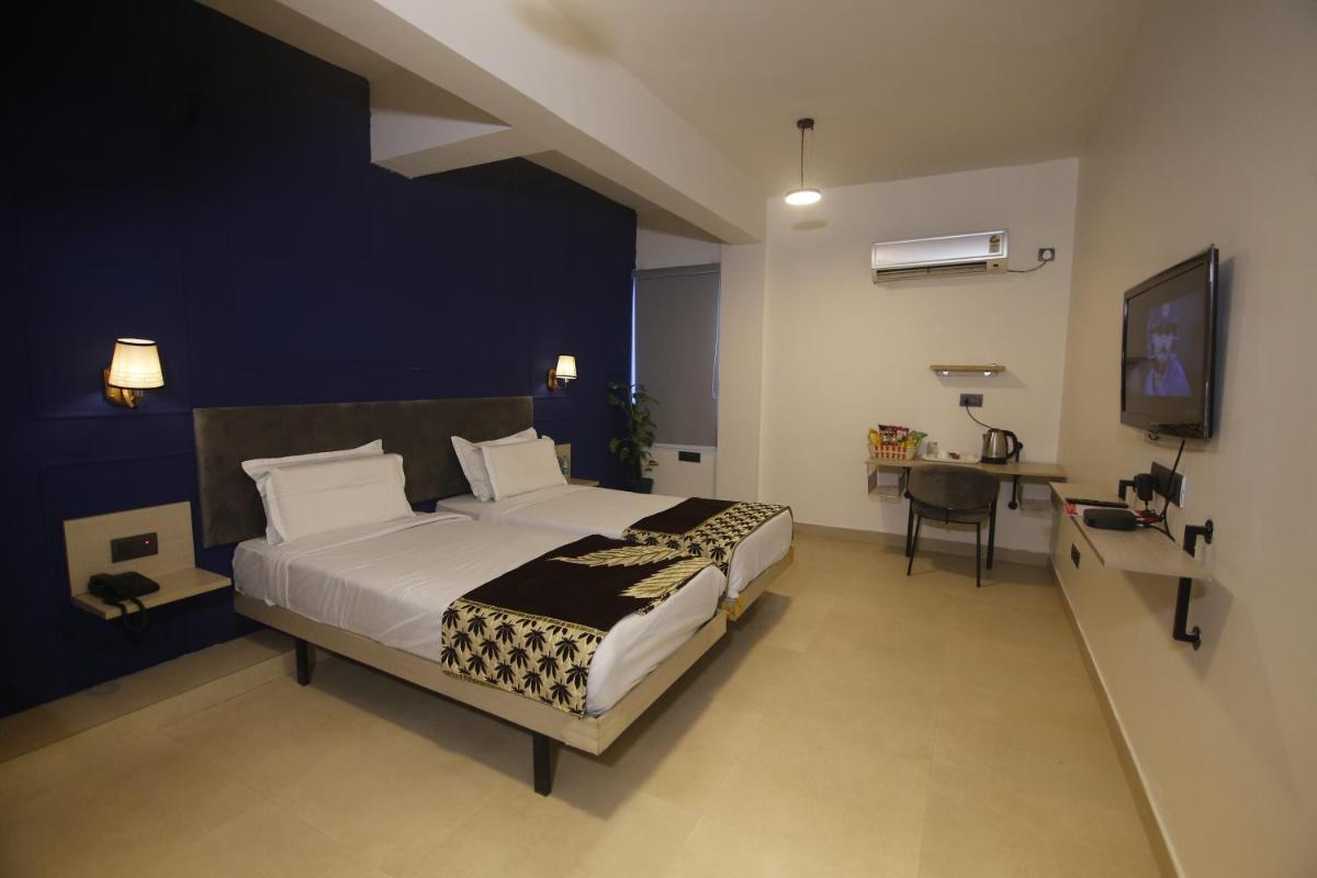 Deluxe Twin Room - Photo 3