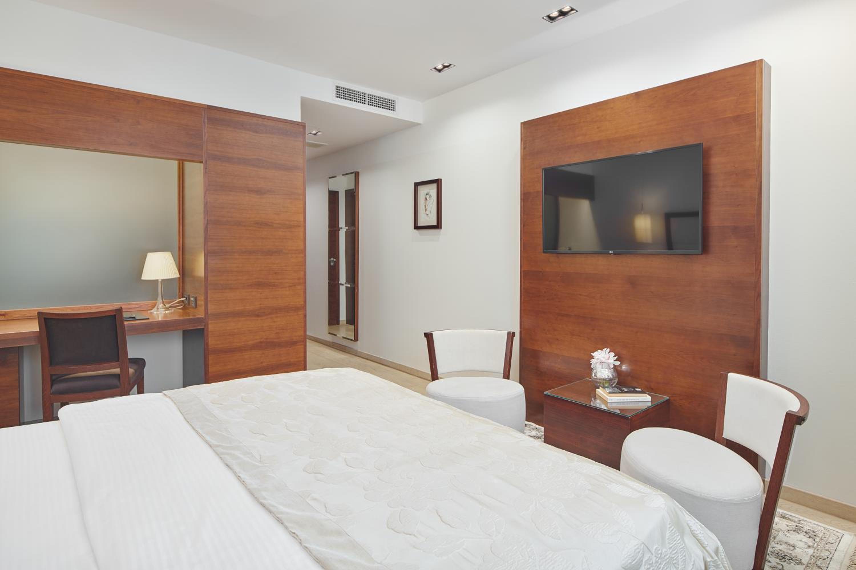 Superior Double Room - Photo 3