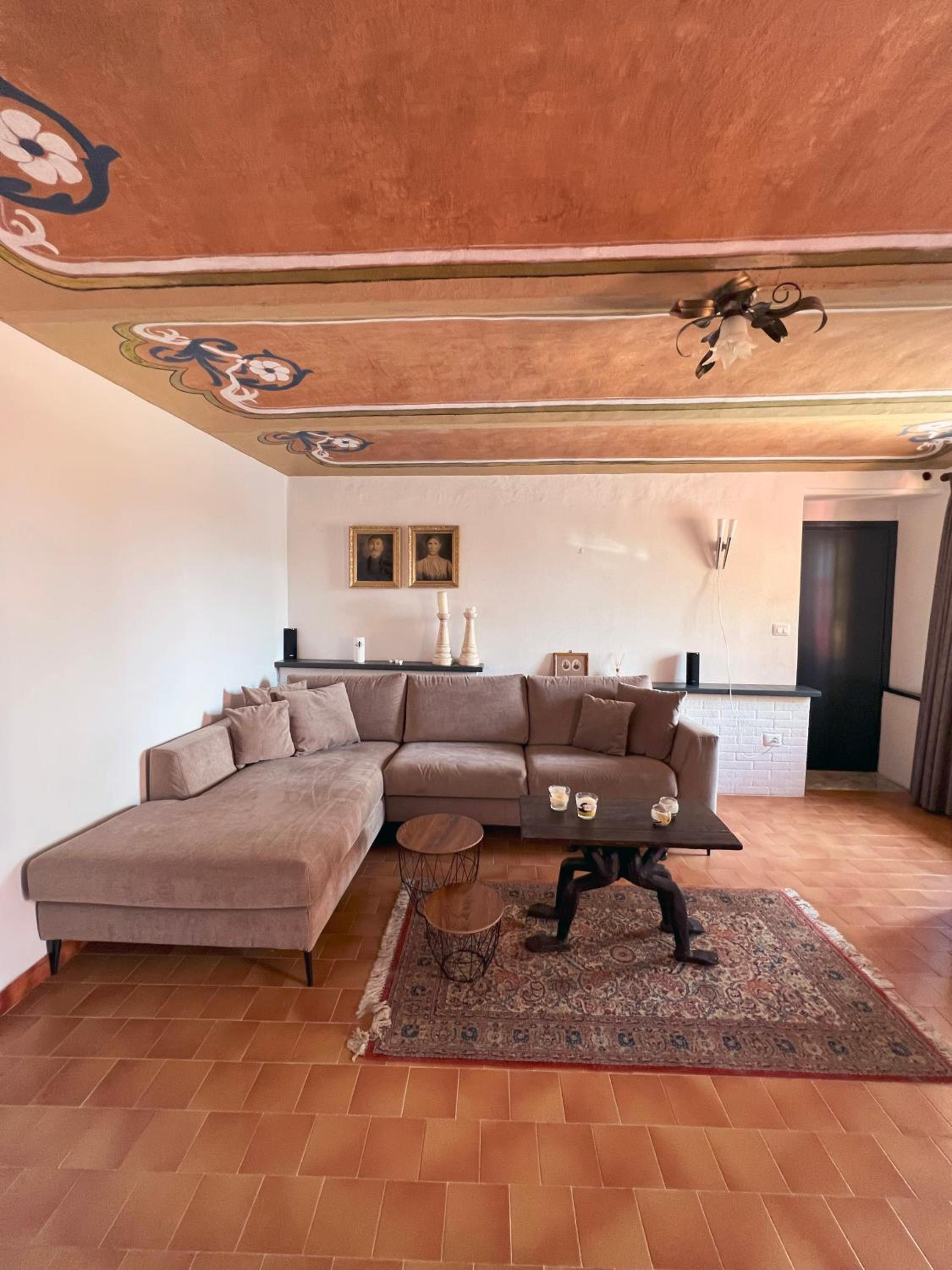 Four-Bedroom House photo 1