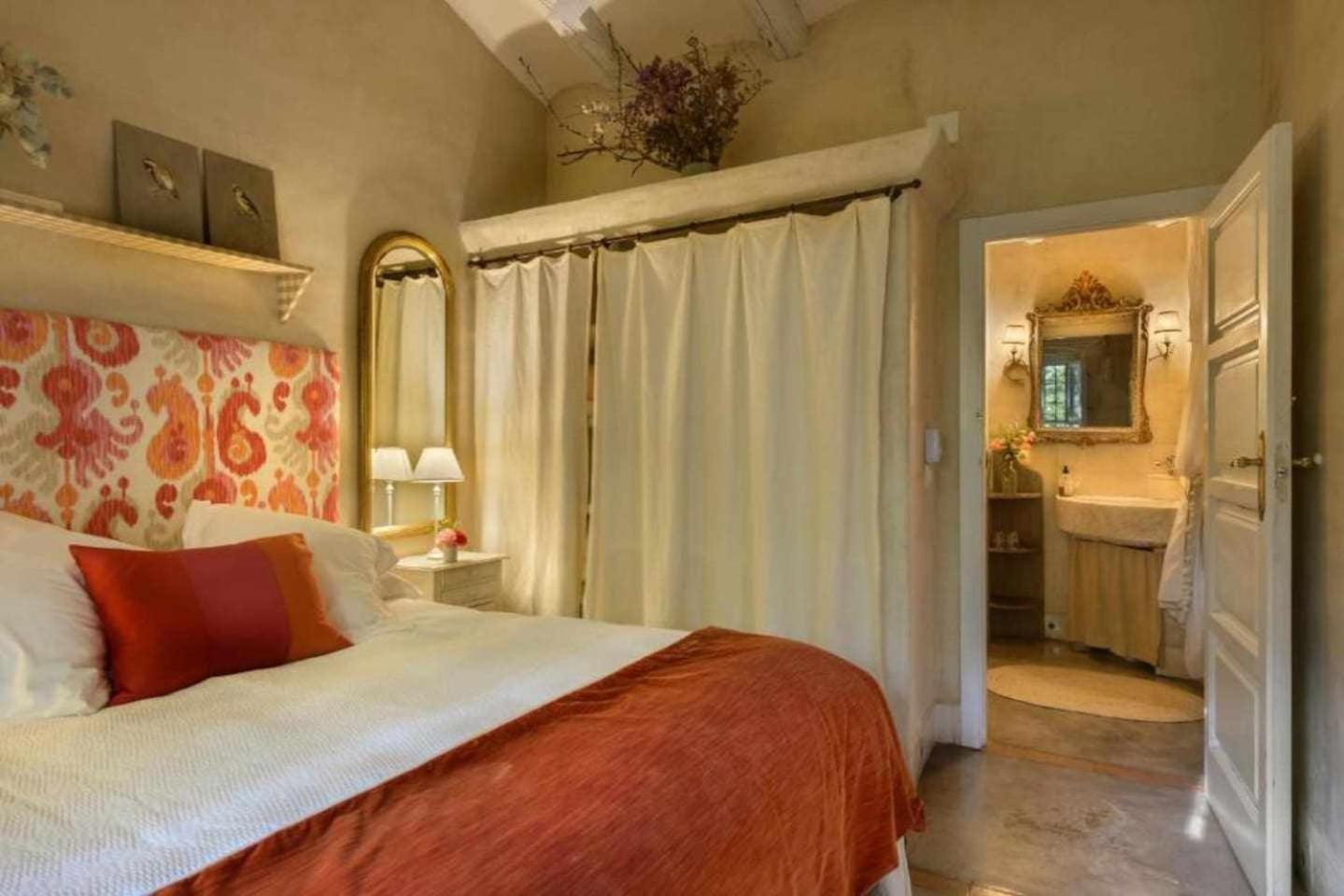 Deluxe Villa - Photo 9