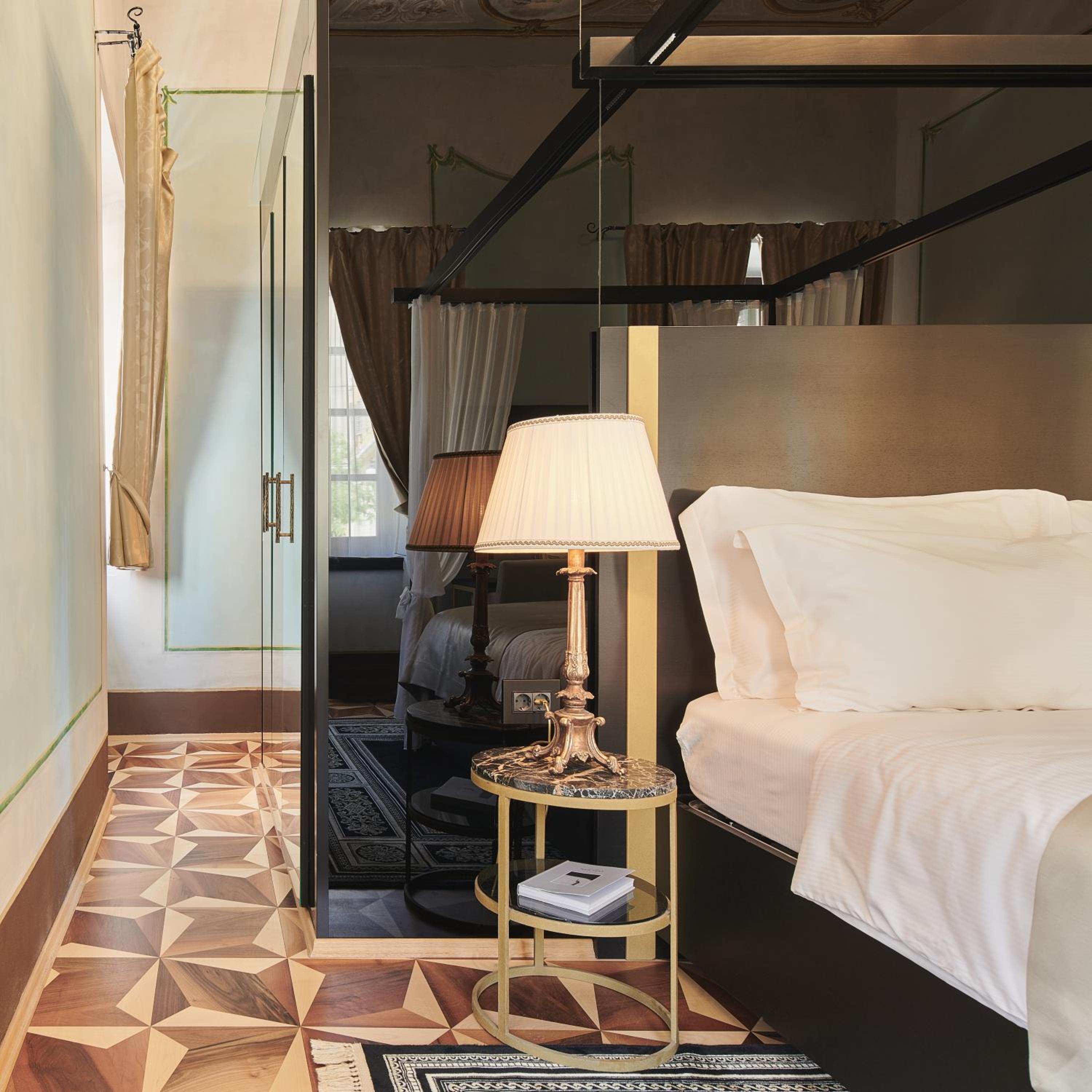 Fresca King Room photo 3