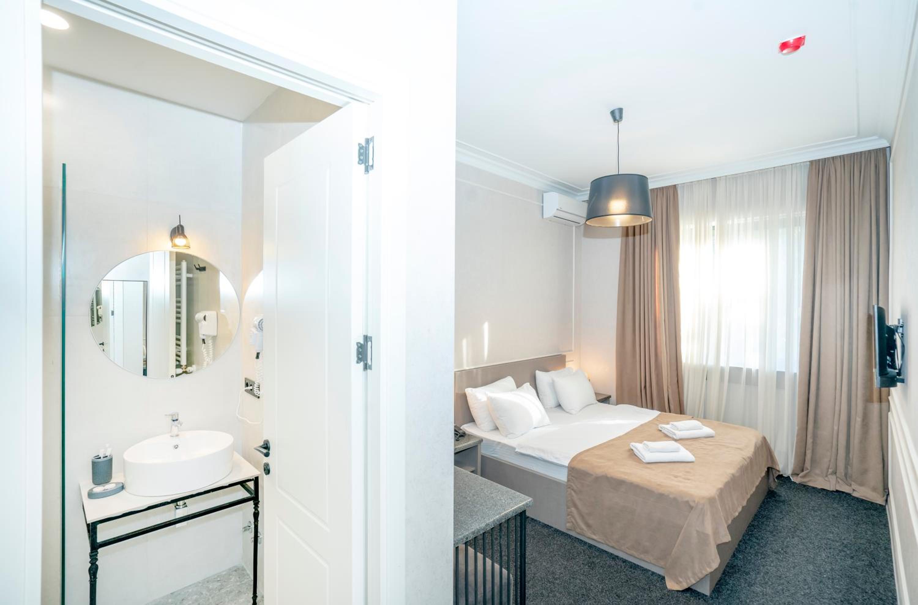 Double Room photo 2