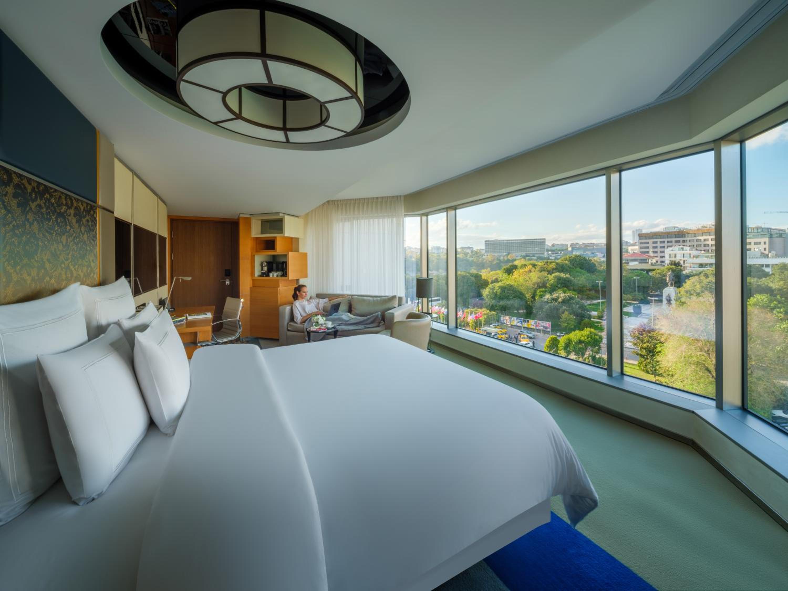 Corner Room with Garden View