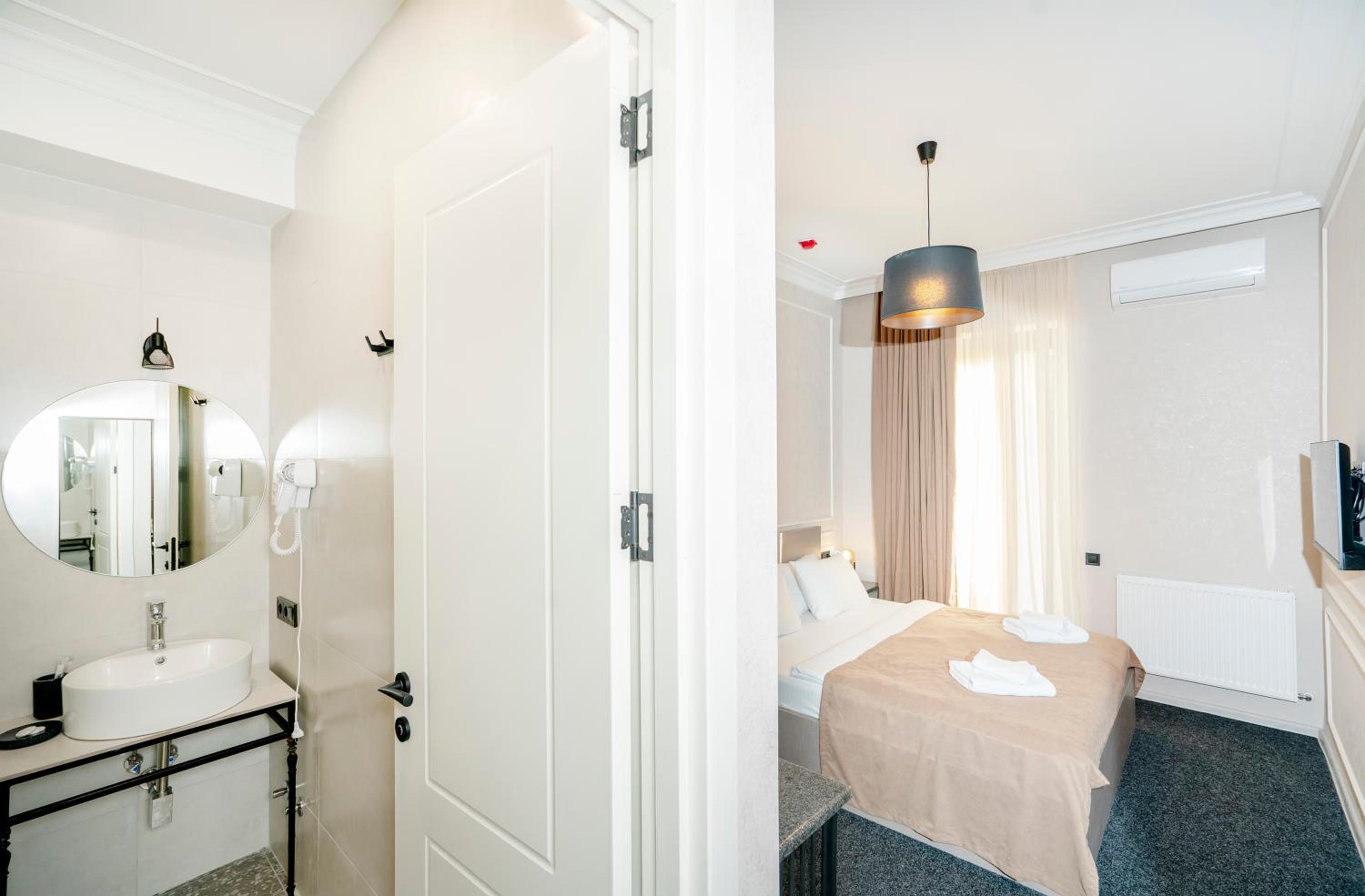 Double Room with Balcony