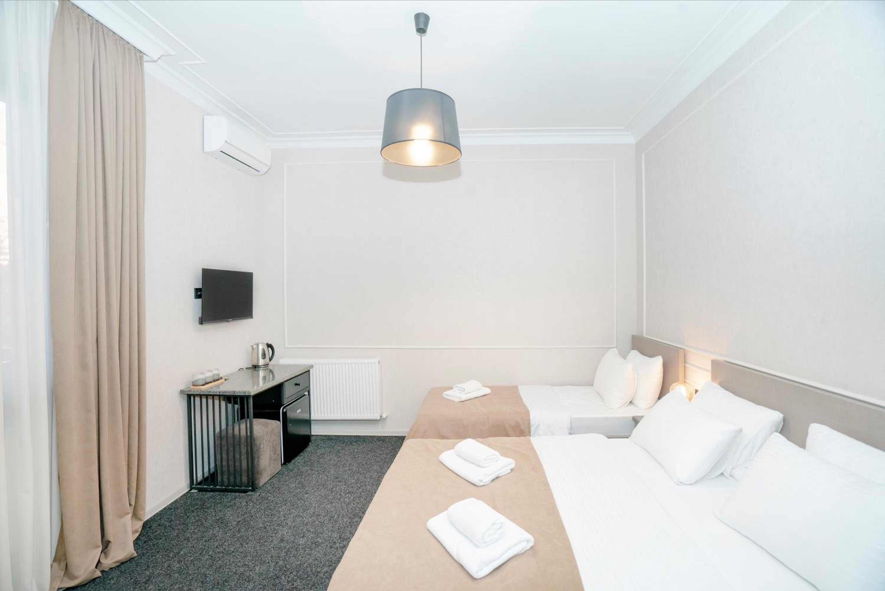 Triple Room with Balcony photo 3