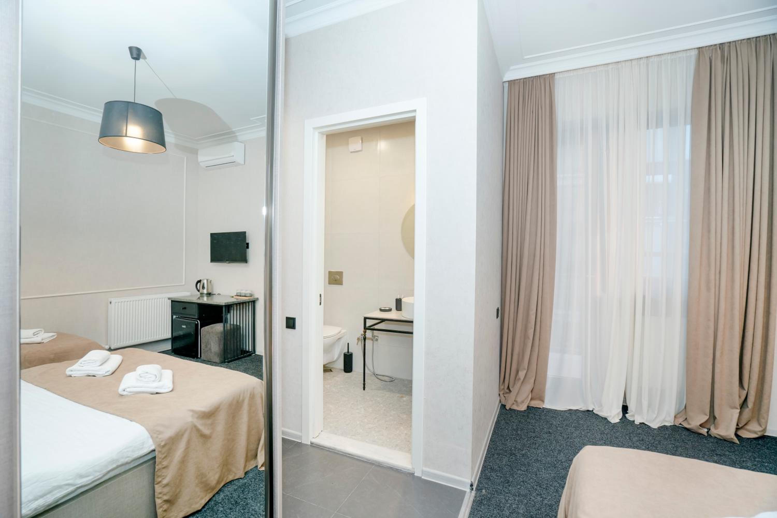 Triple Room with Balcony photo 2