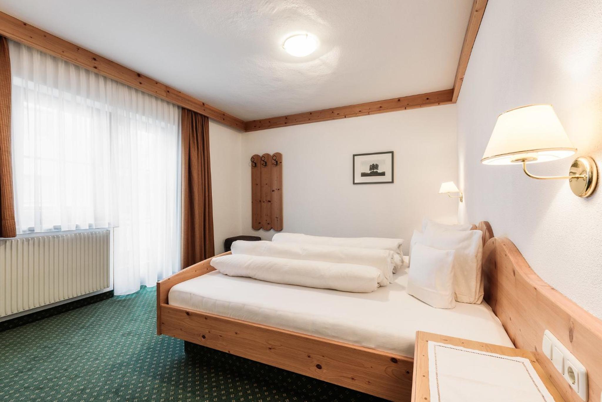 Double Room with Balcony - Photo 1