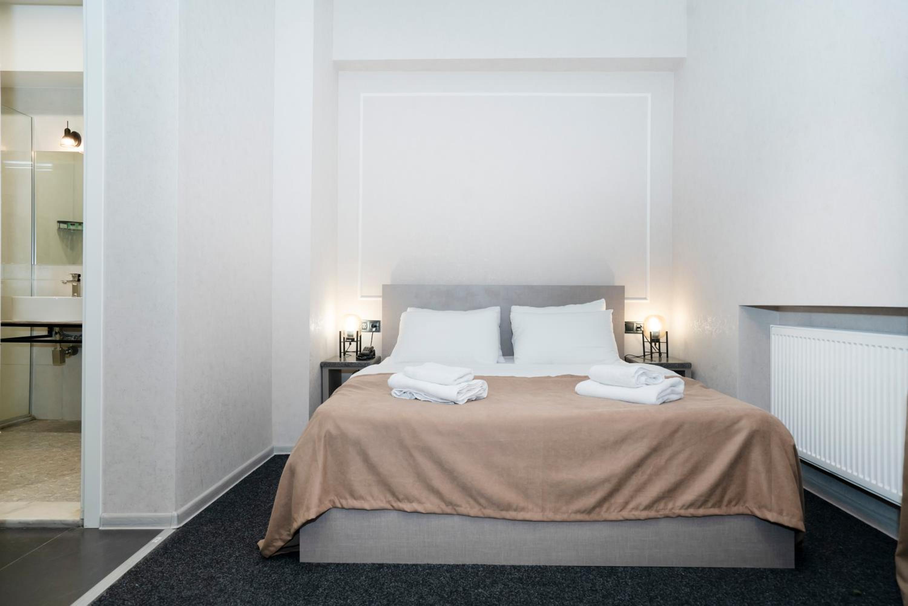 Triple Room with City View - Photo 4