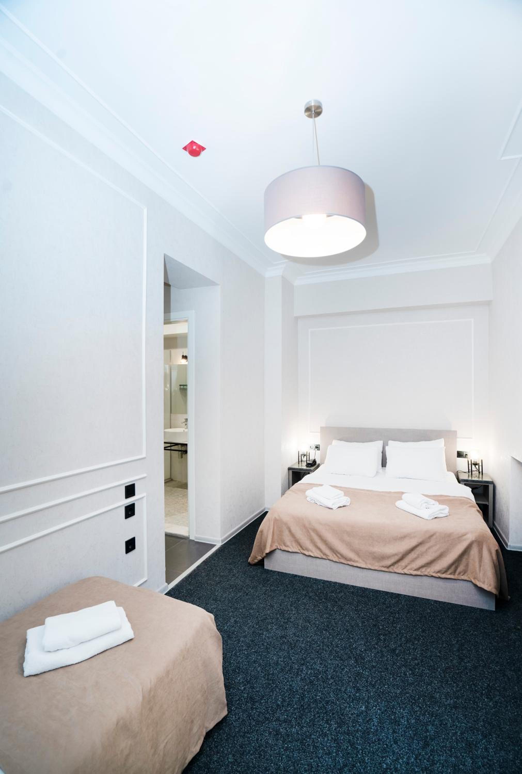 Triple Room with City View - Photo 2