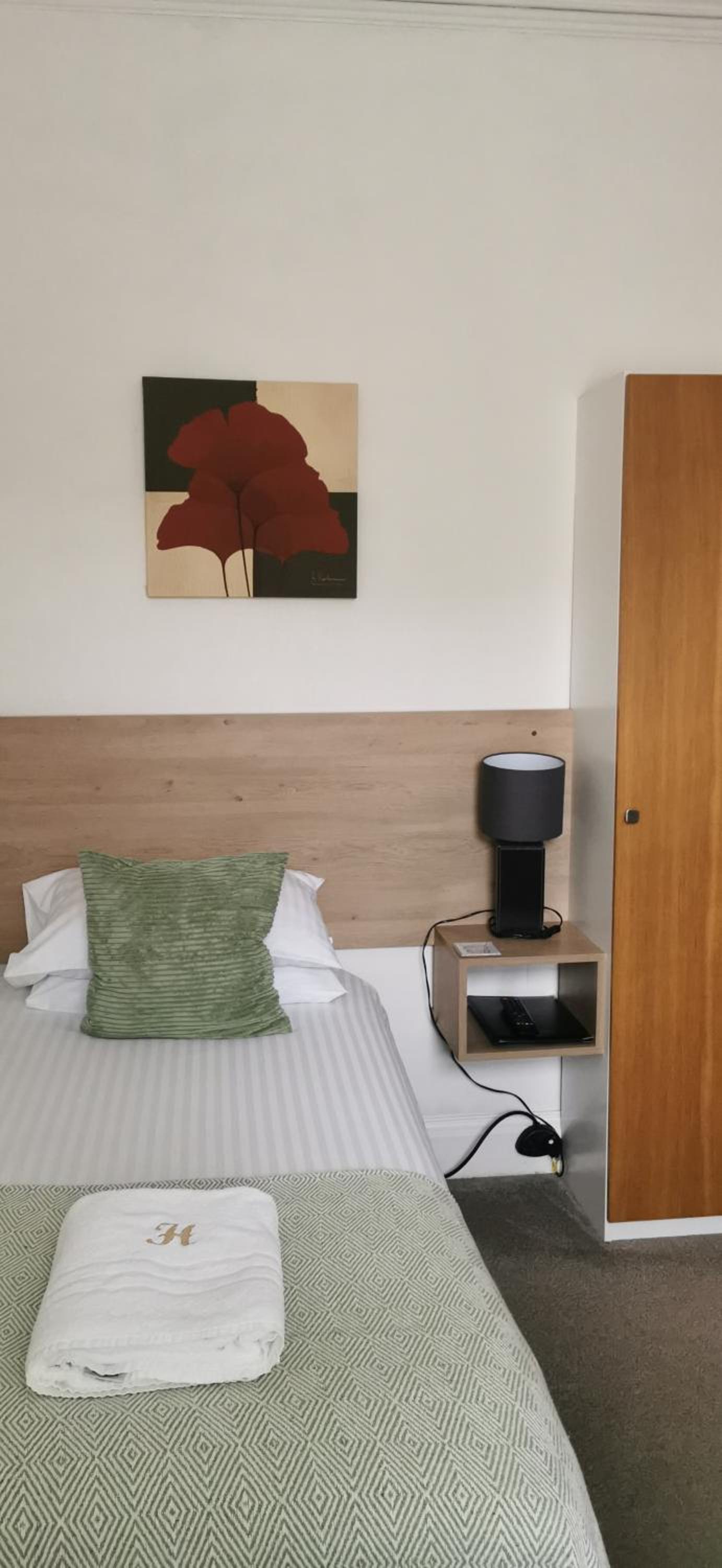 Single Room photo 1