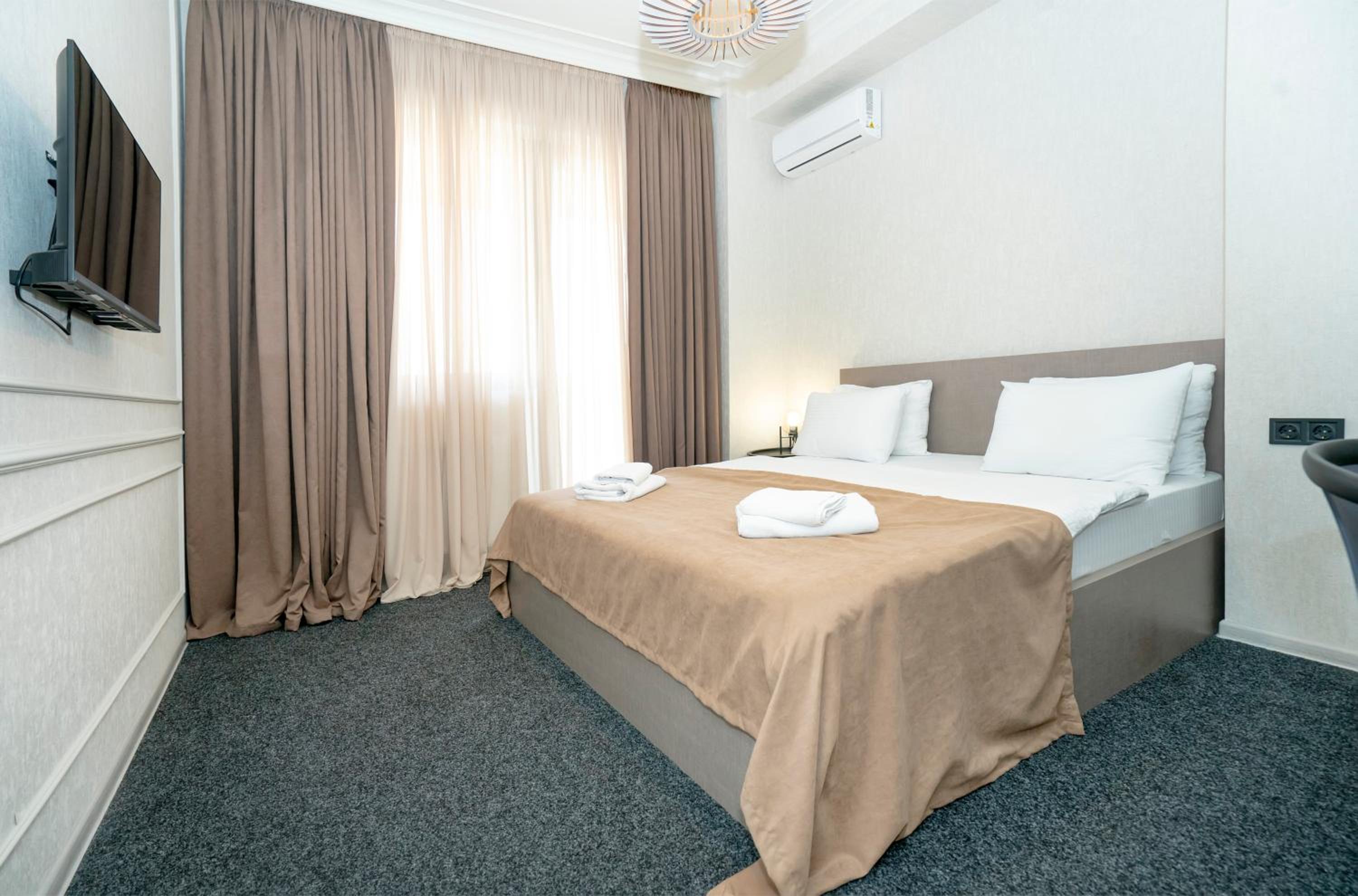 Two-Bedroom Apartment - Photo 11