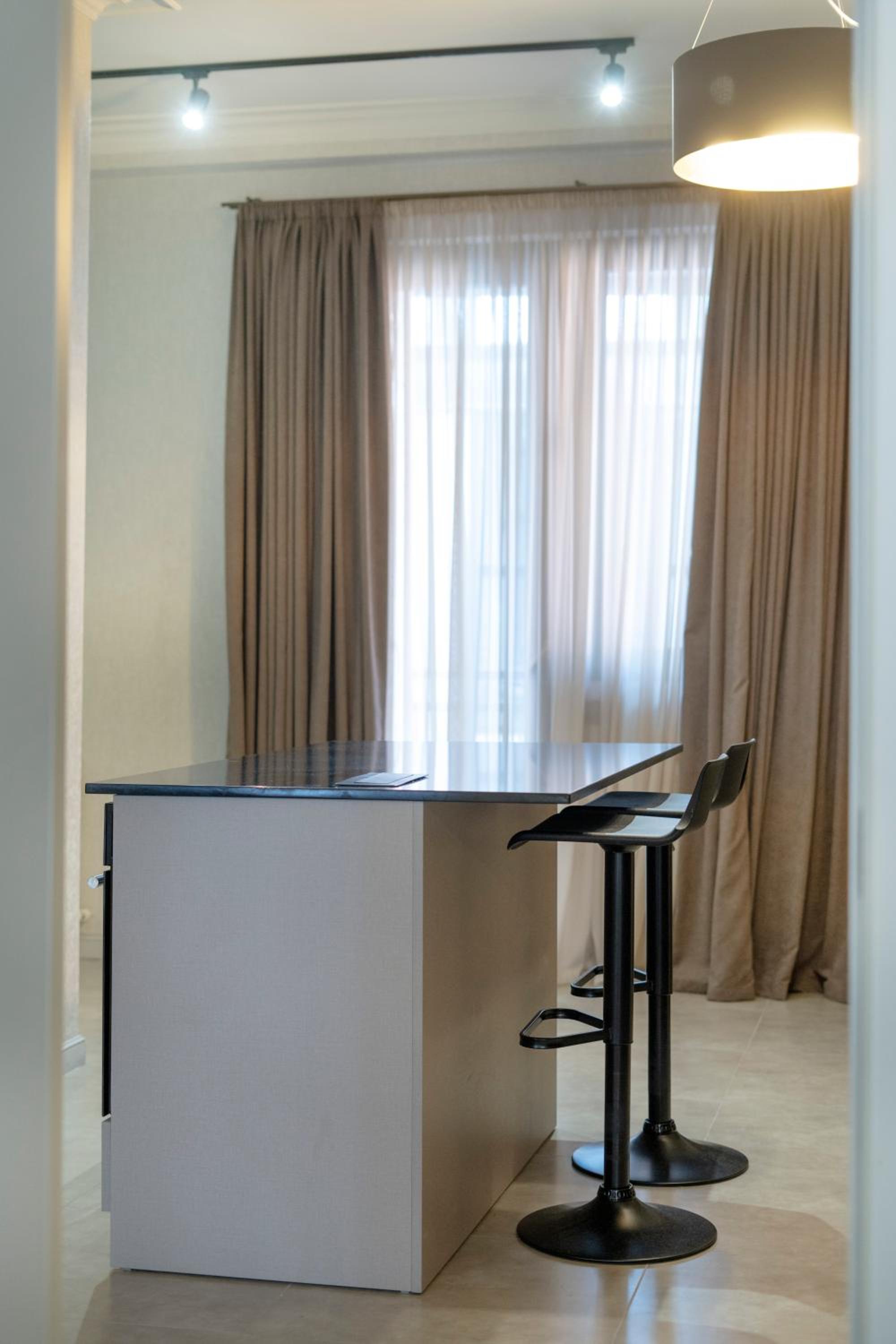 Two-Bedroom Apartment - Photo 5