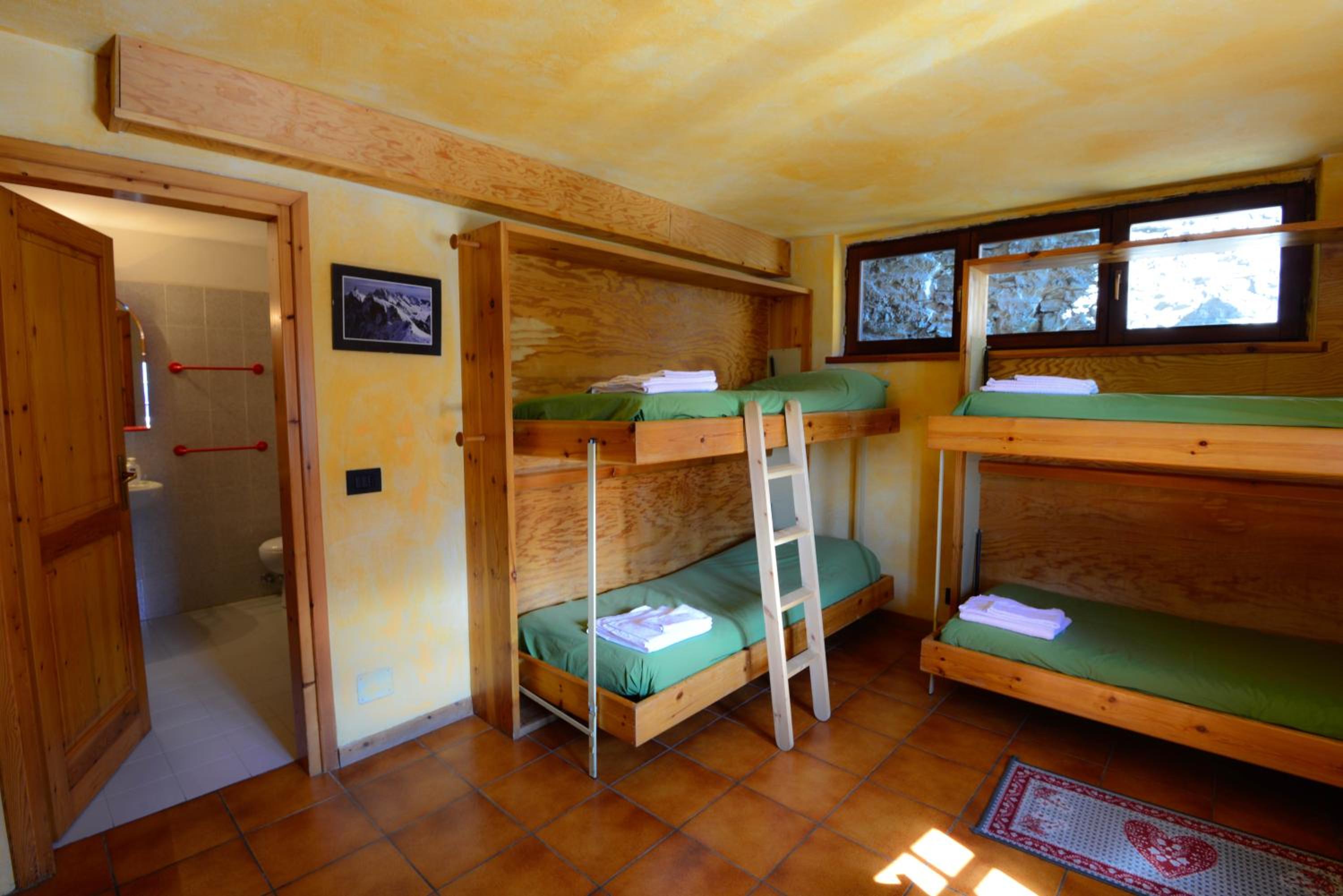 Quadruple Room photo 3