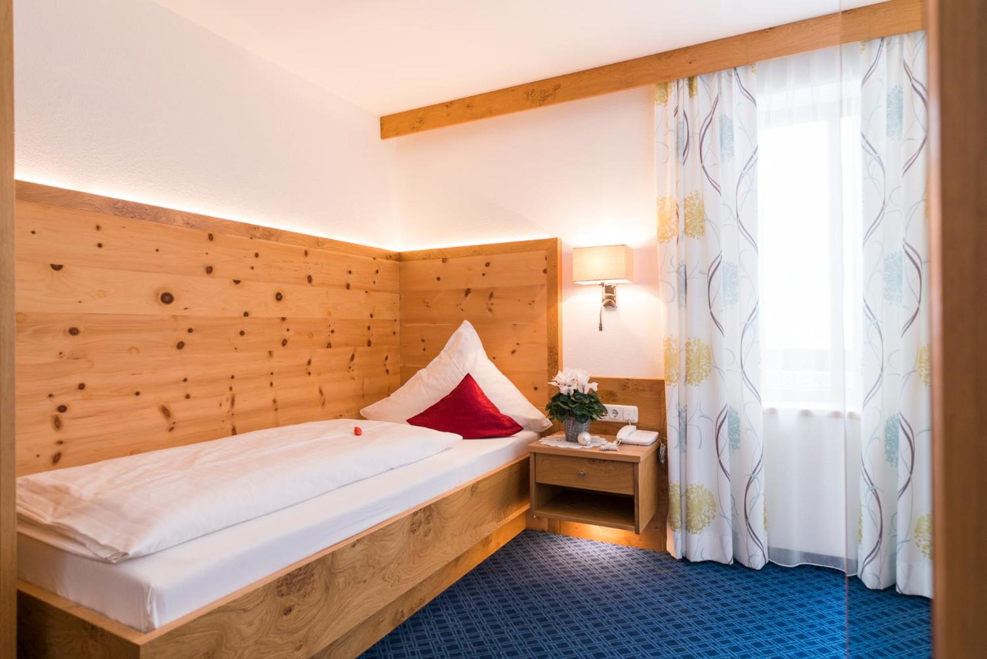 Single Room with Balcony photo 1