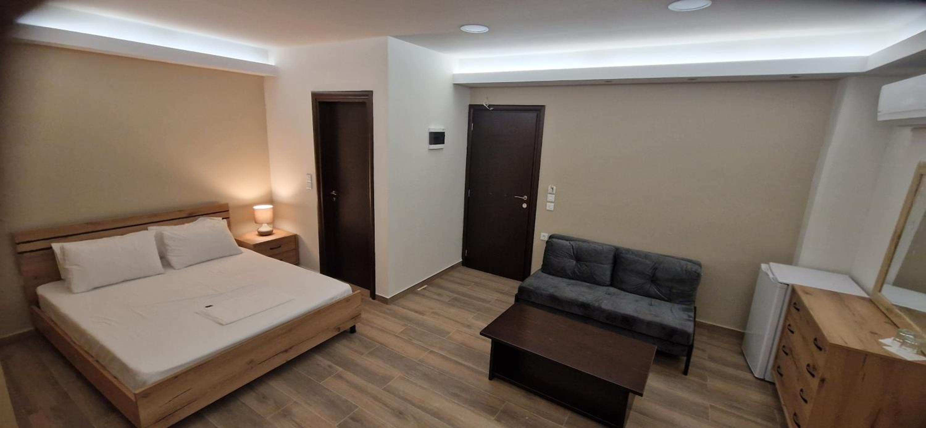 Family Room with Sea View photo 2