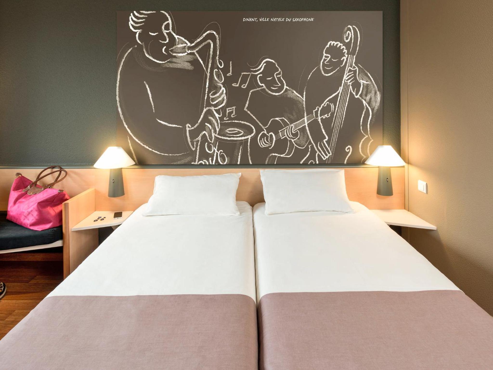 Twin Room - Photo 2