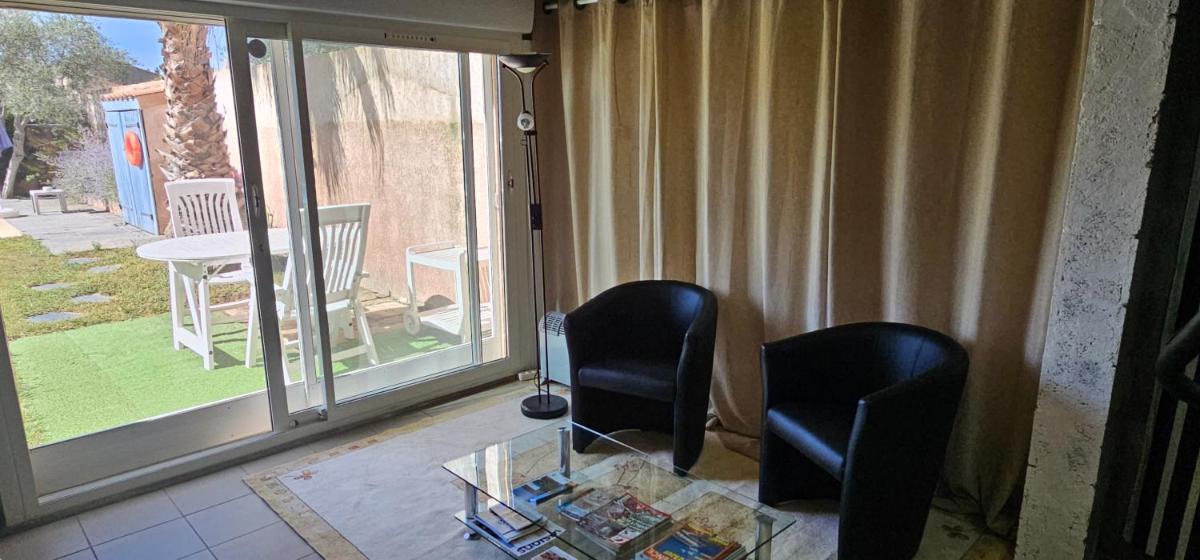 Studio with Terrace