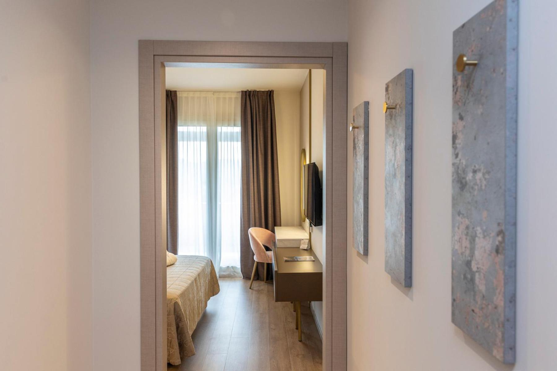 Savoia Double or Twin Room   - Photo 5