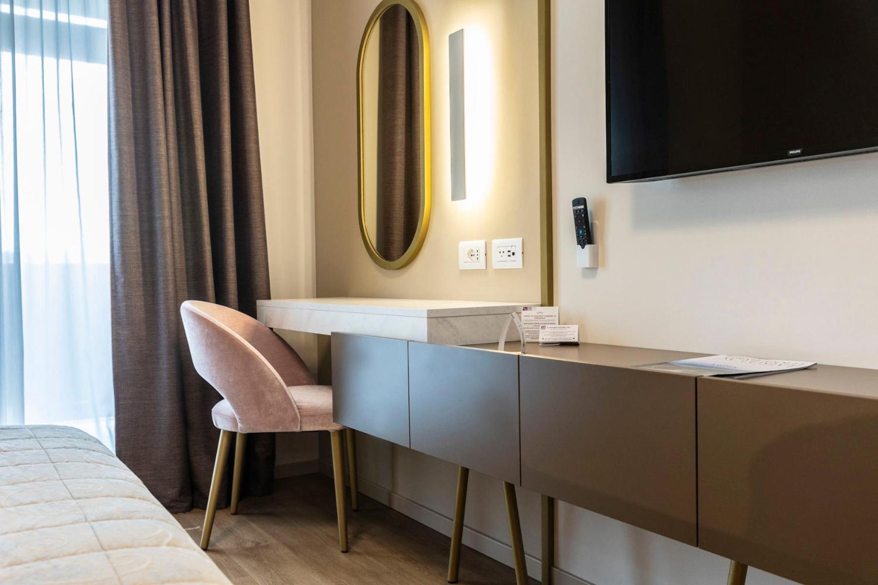 Savoia Double or Twin Room   - Photo 4