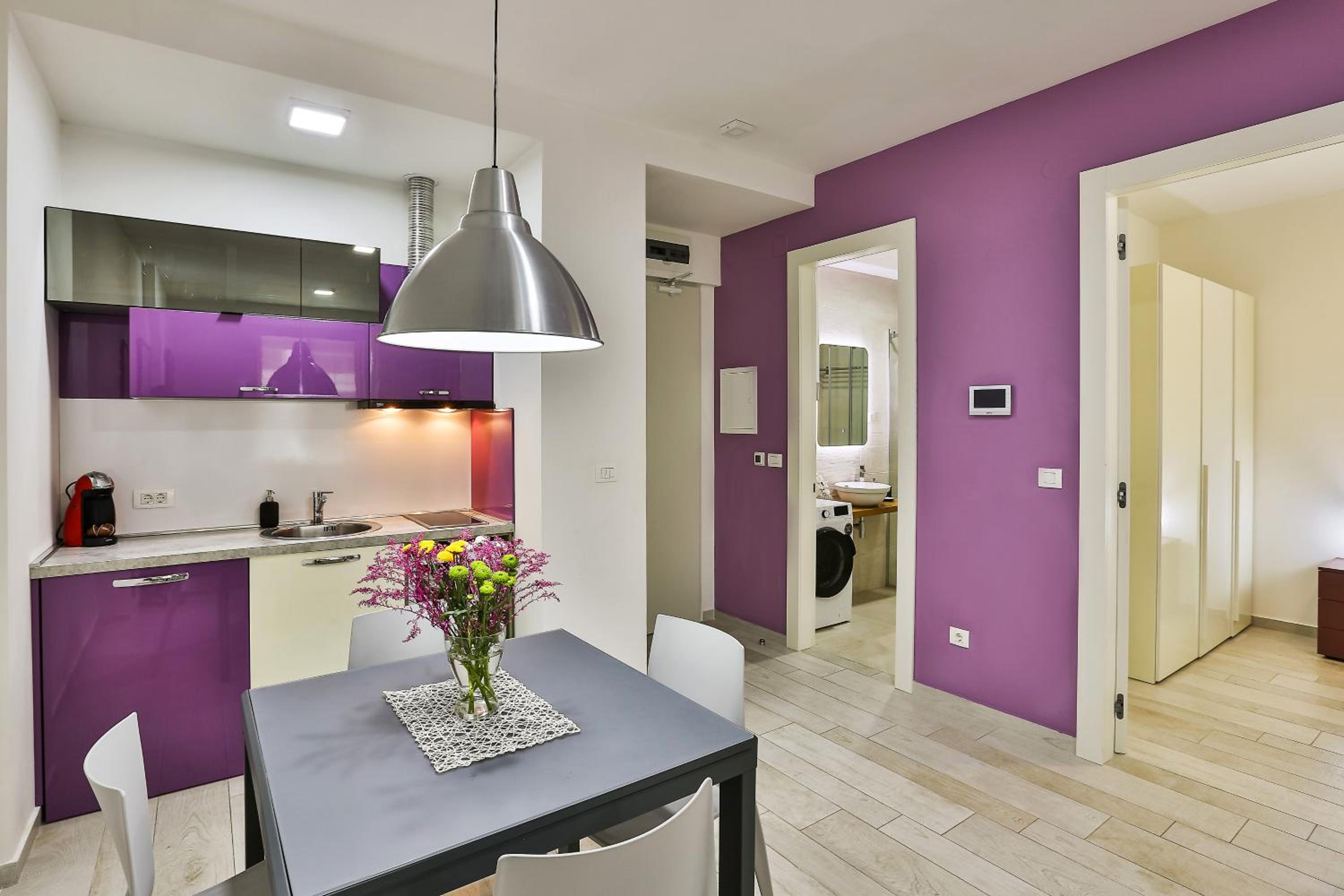 Apartment with Sea View - Photo 4