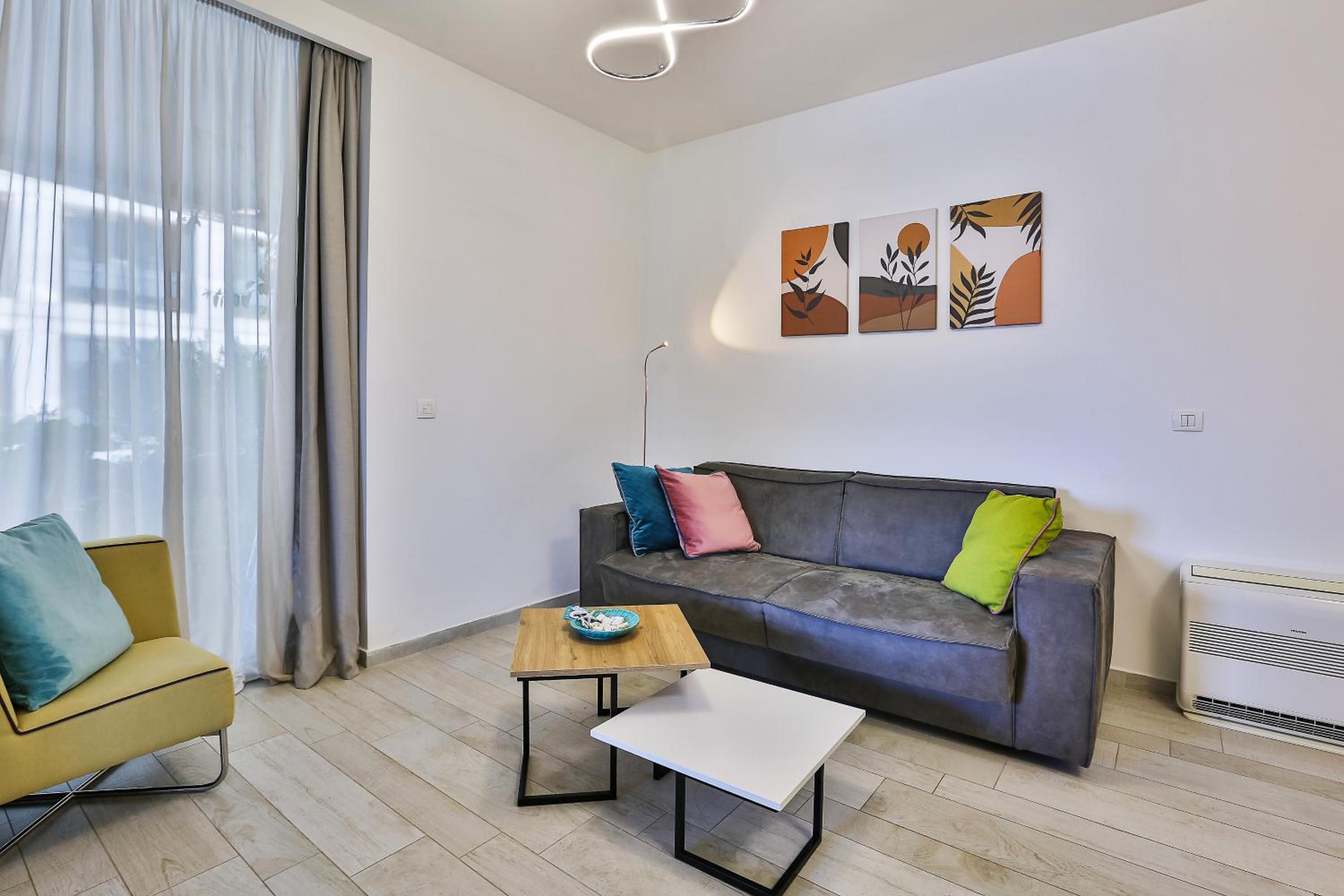 Apartment with Sea View
