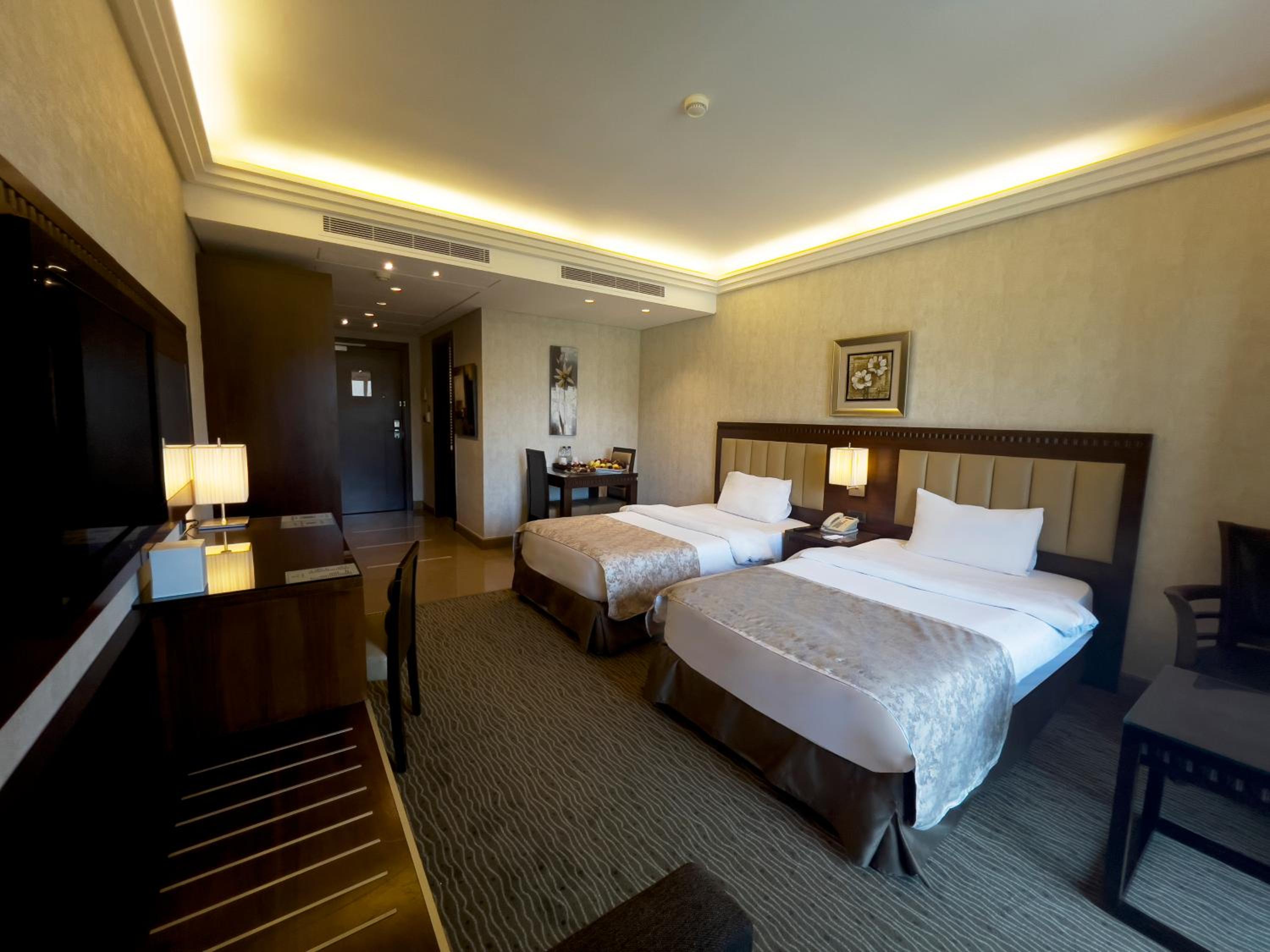 Grand Deluxe Room Twin Bed Sea View with balcony photo 1