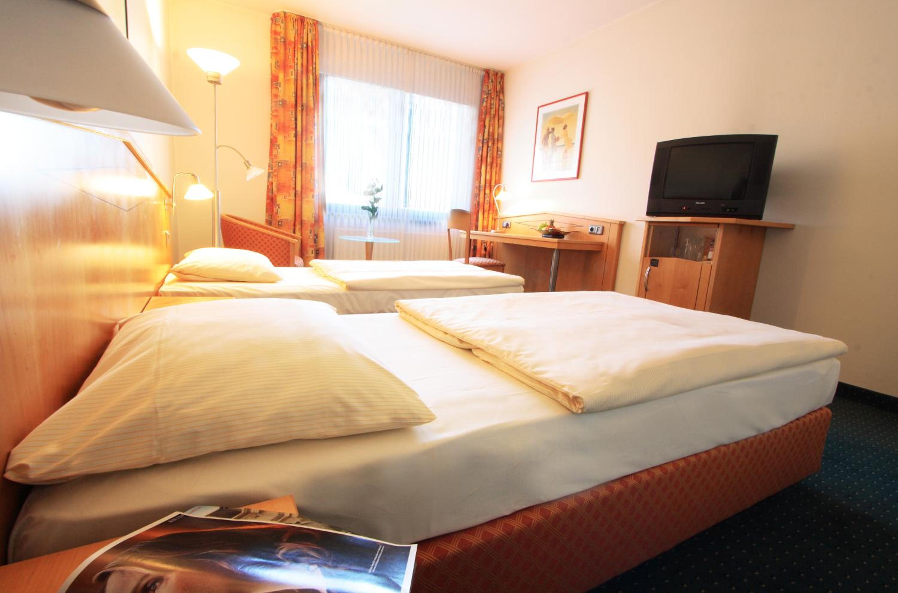 Double or Twin Room - Photo 1