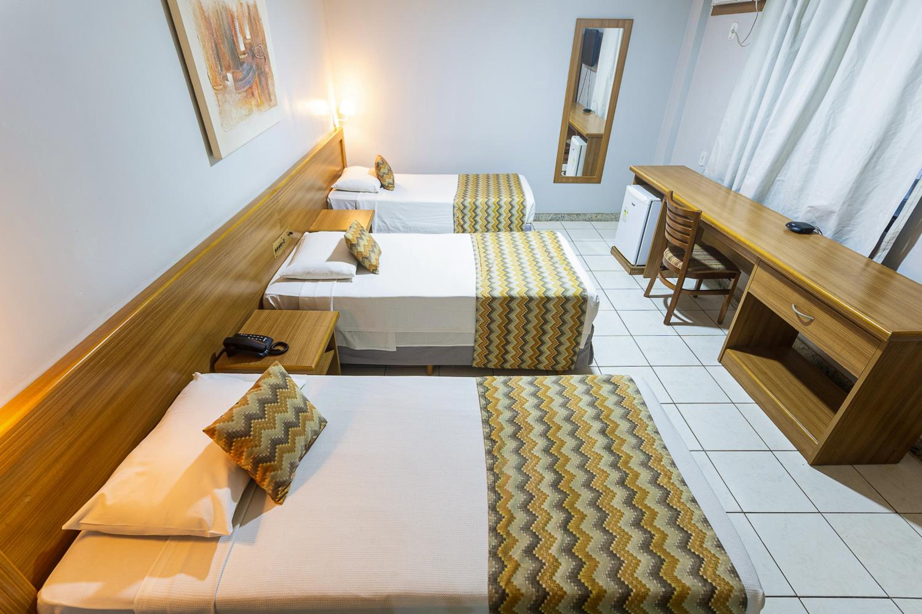 Quadruple Room - Photo 4