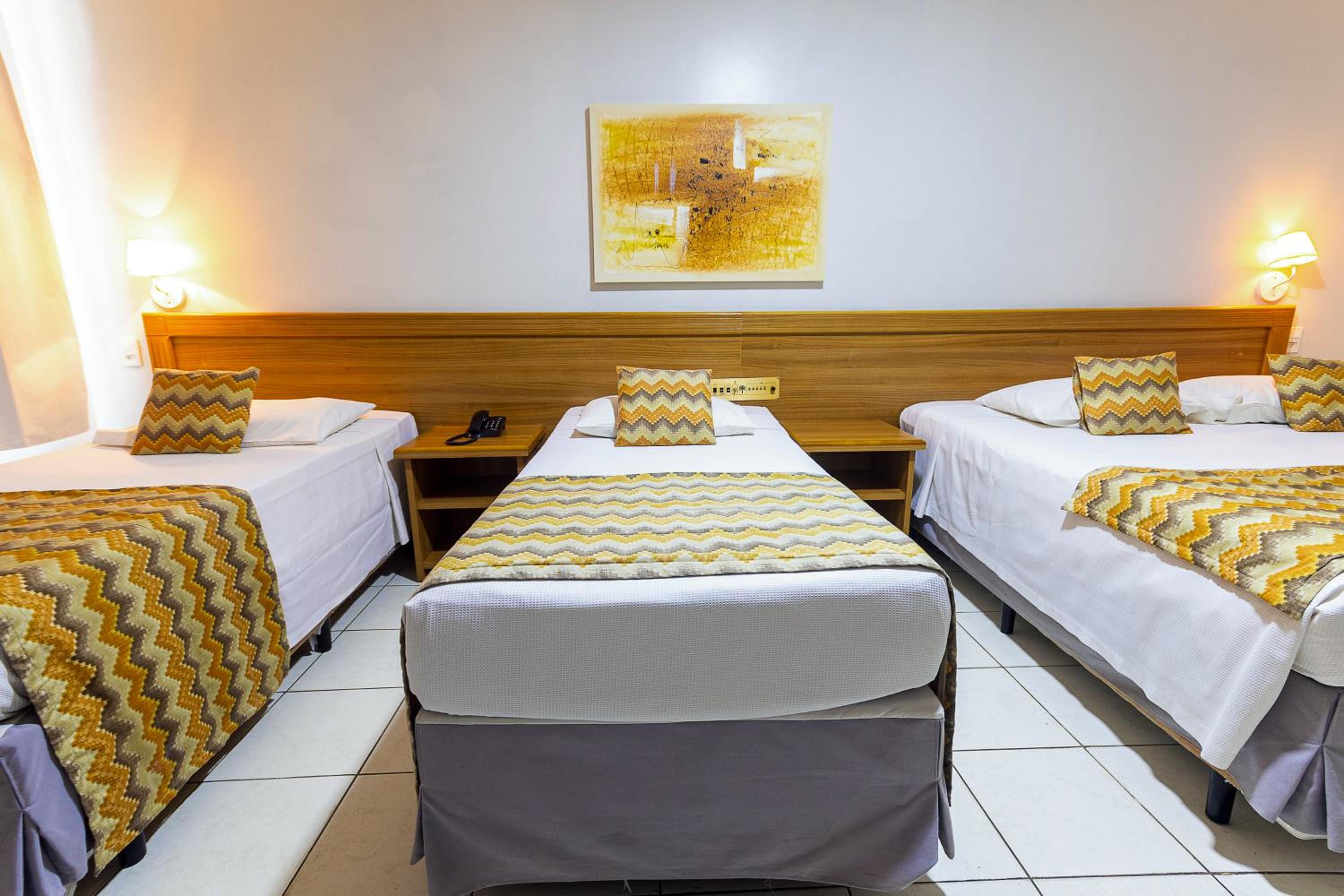 Quadruple Room - Photo 5