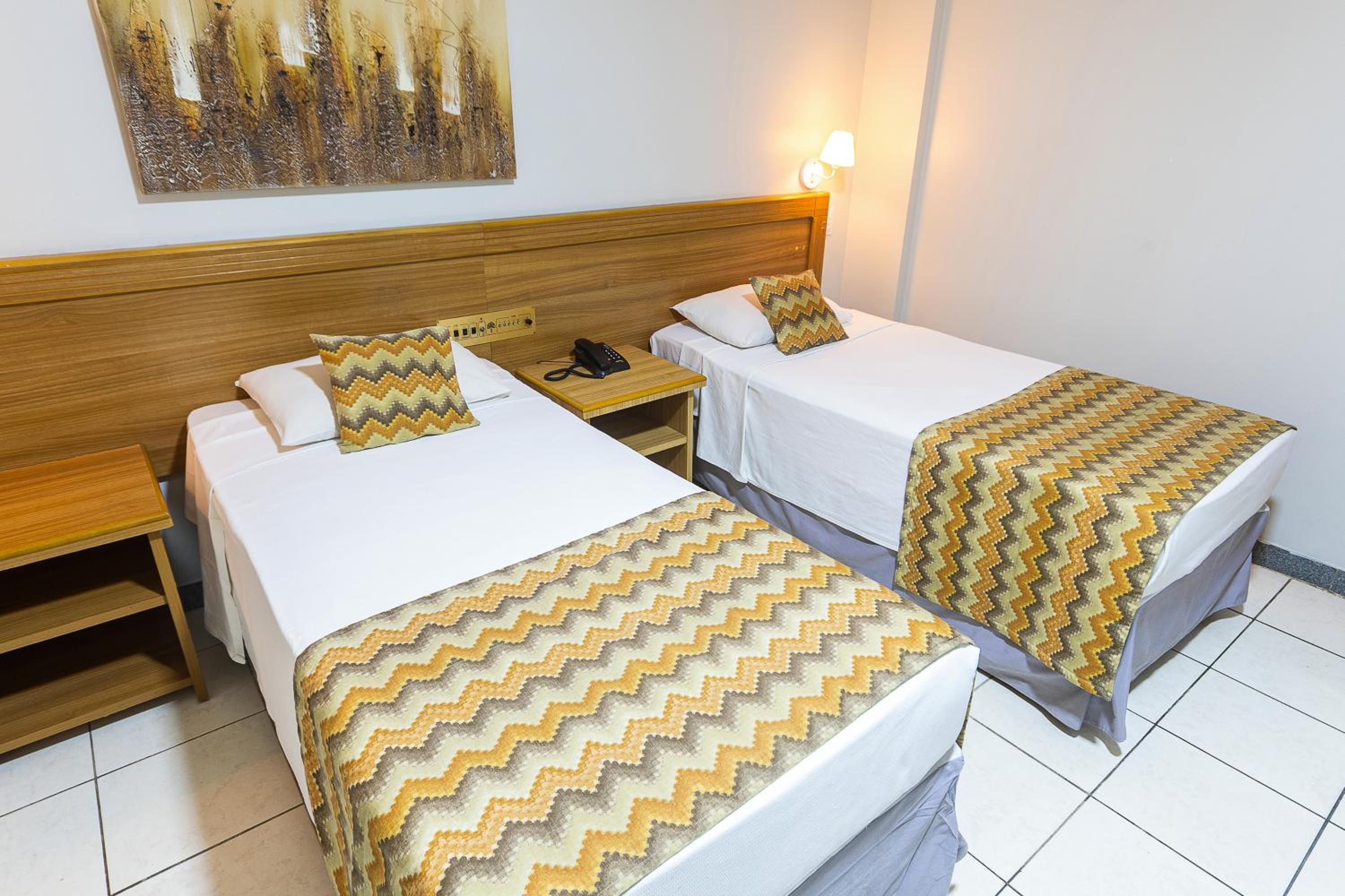 Twin Room - Photo 1