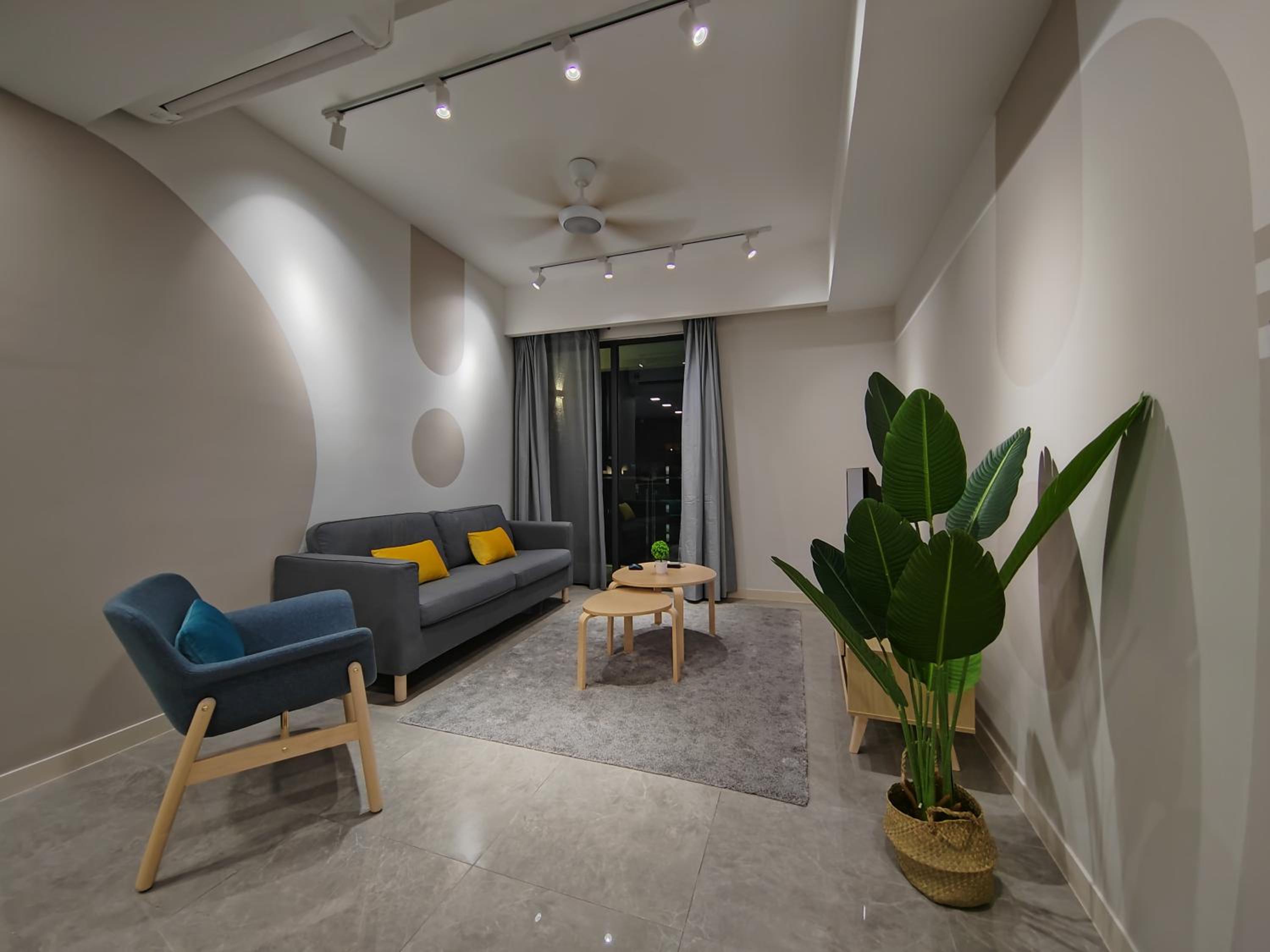 One-Bedroom Apartment