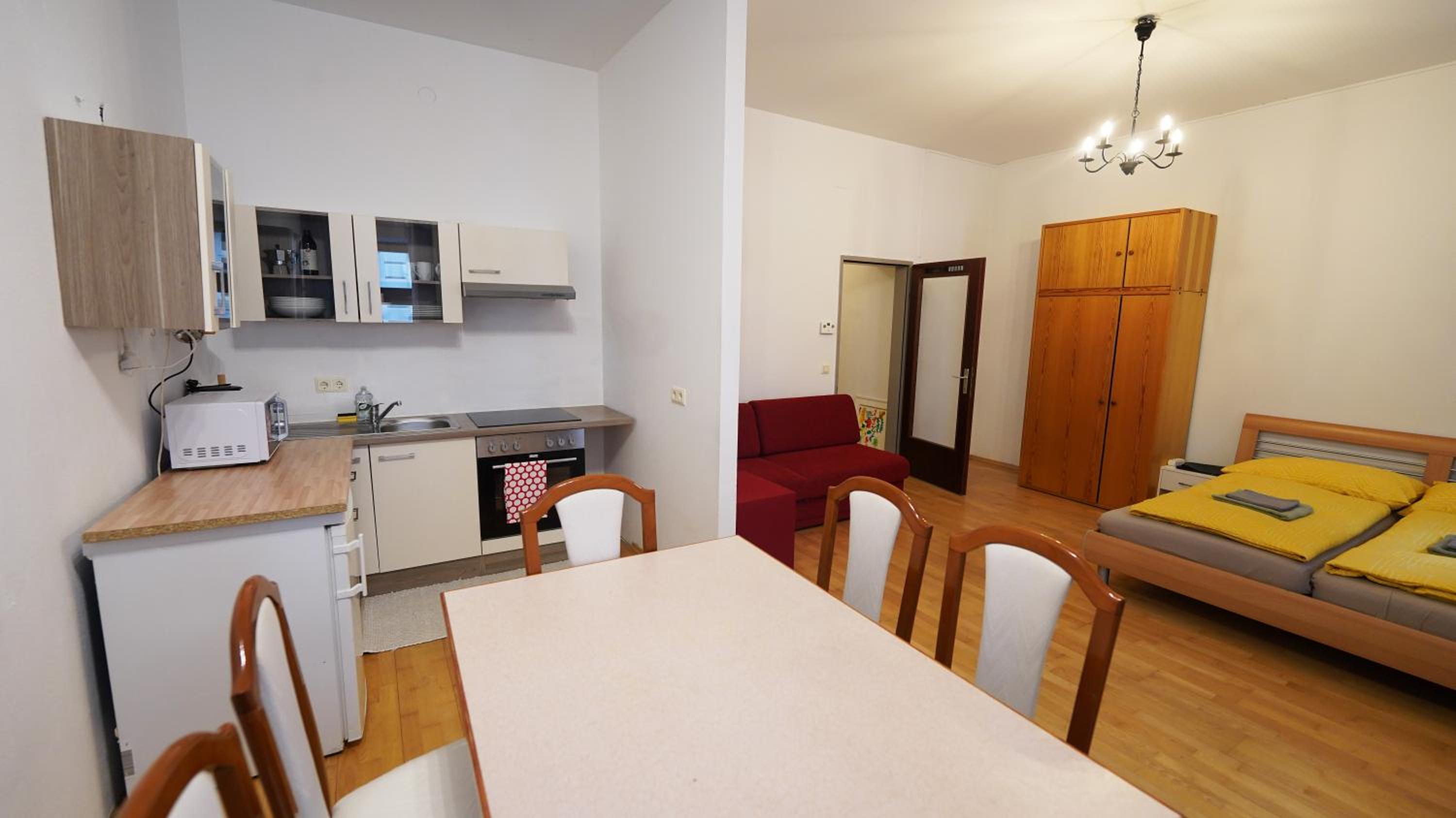 One-Bedroom Apartment