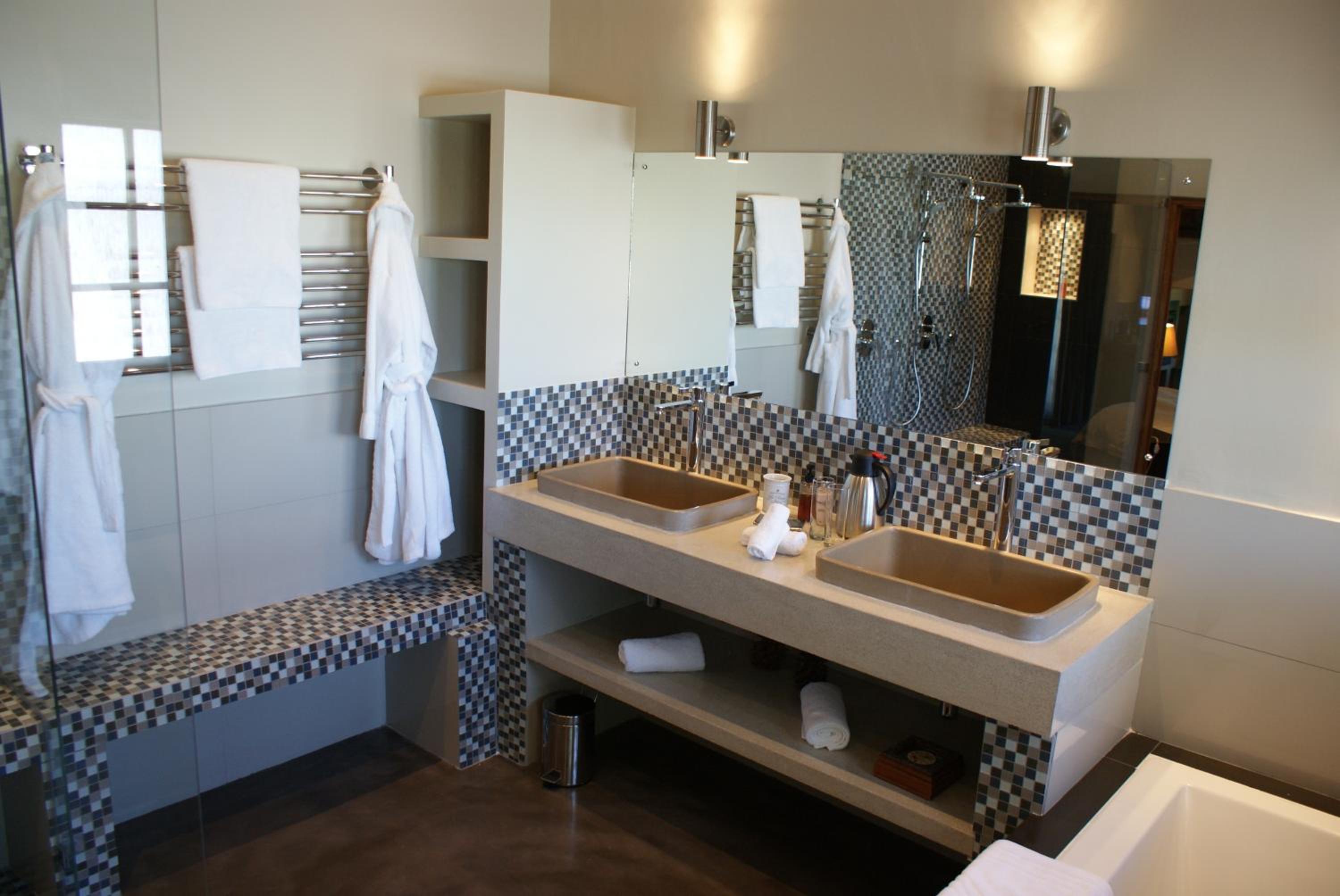 Executive Honeymoon Suite, Euryanthe - Photo 6