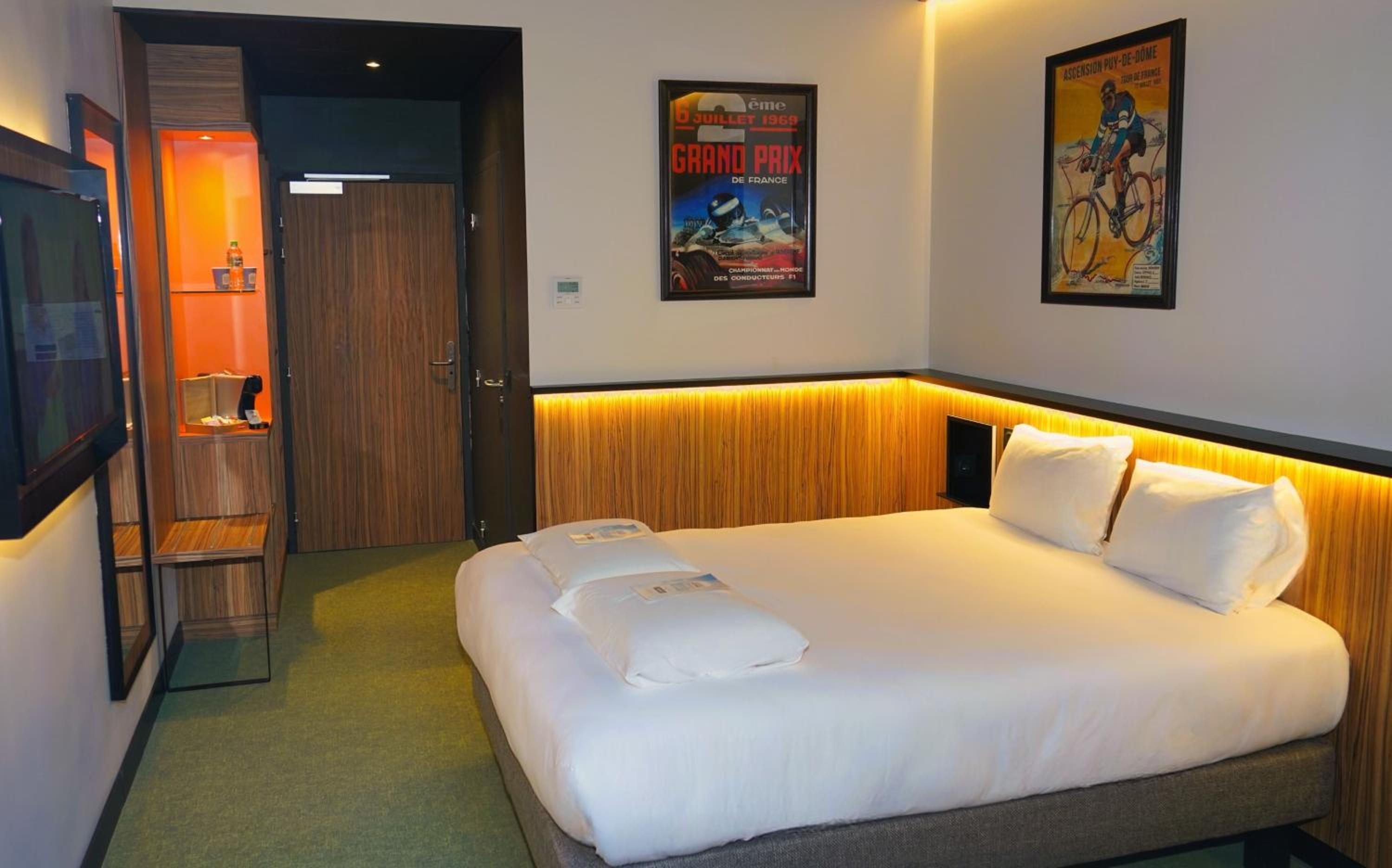Standard Double Room - Photo 3