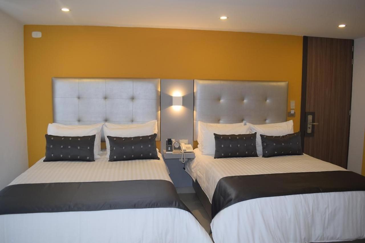 Deluxe Double or Twin Room photo 3