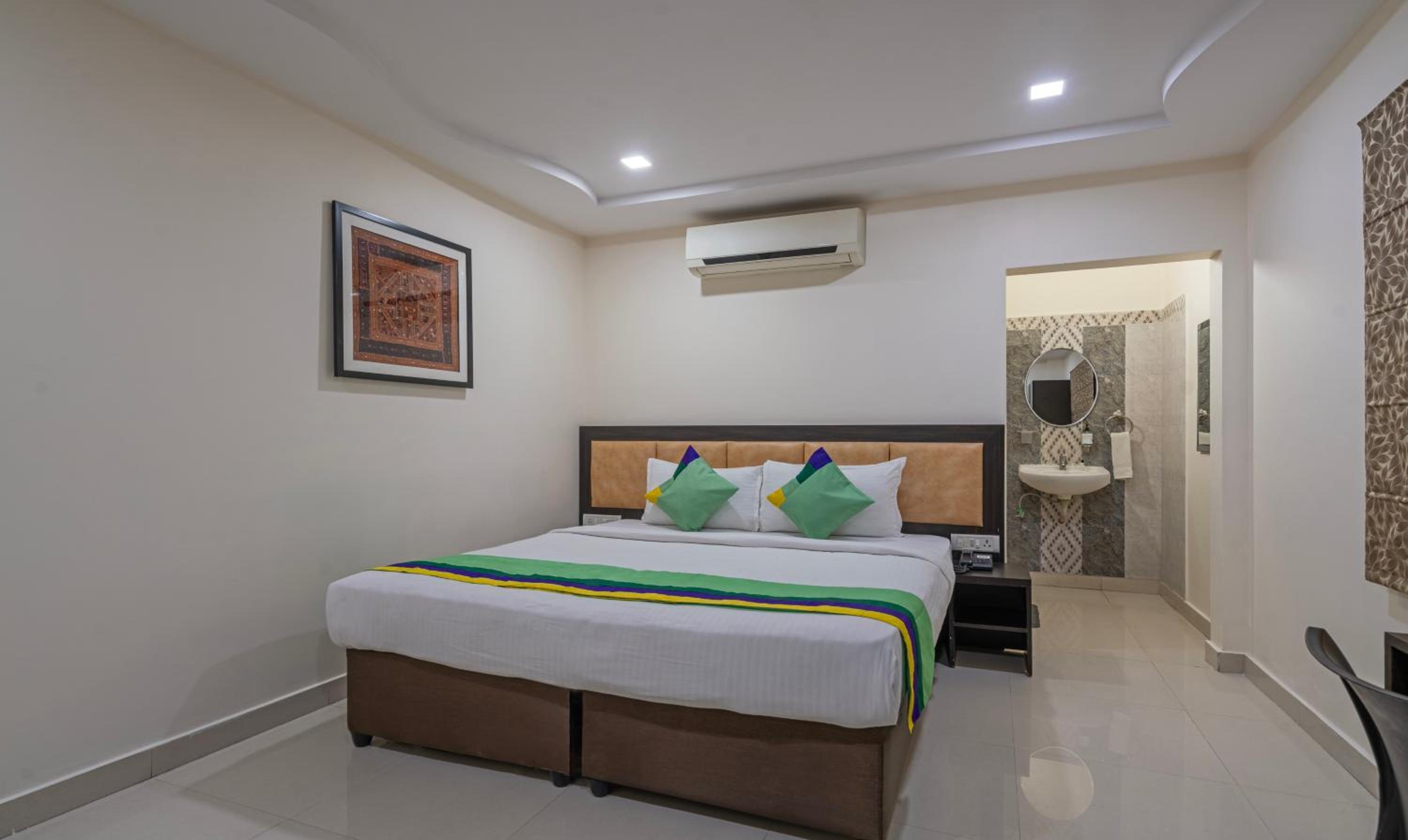 Deluxe Family Room