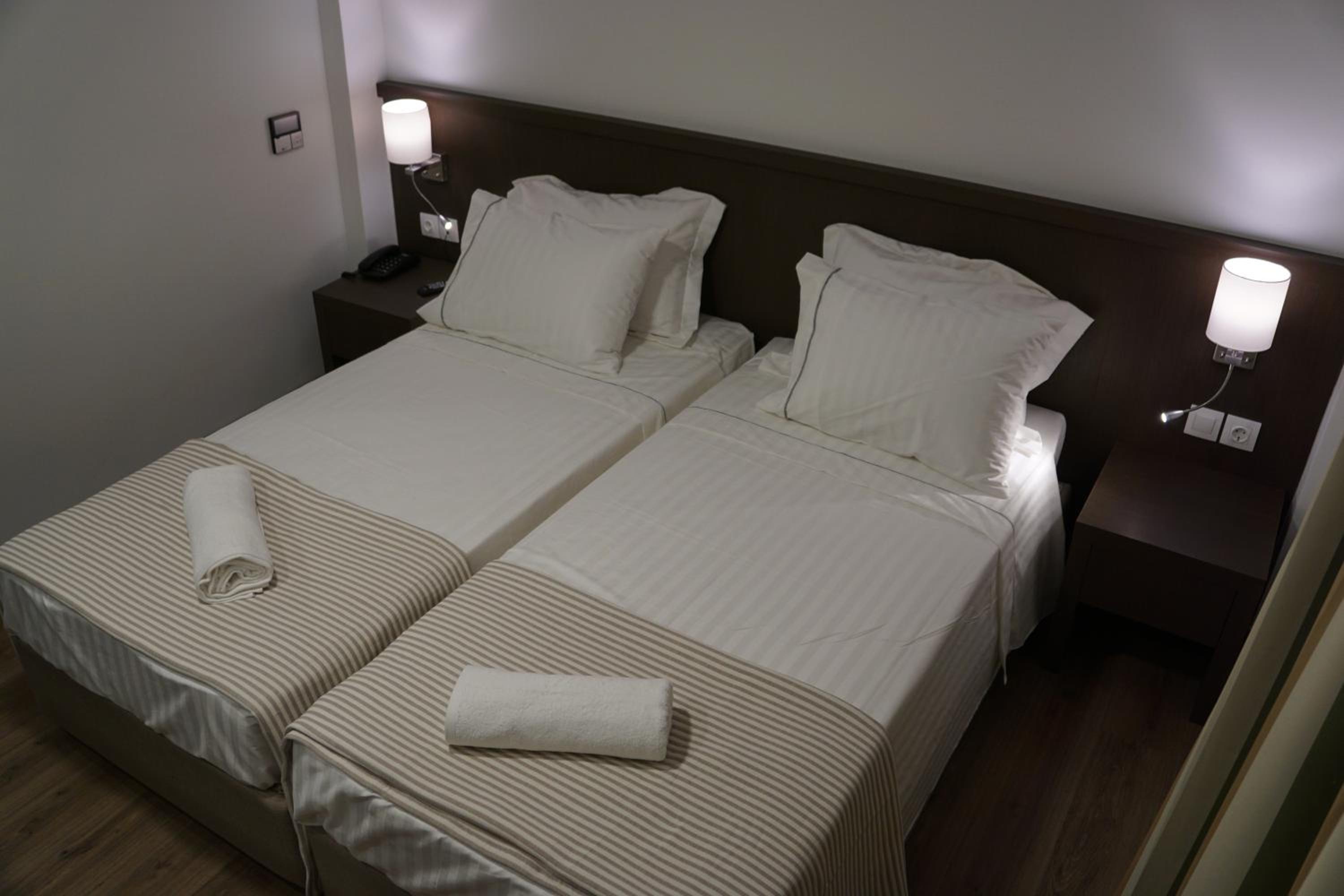 Standard Twin Room photo 3