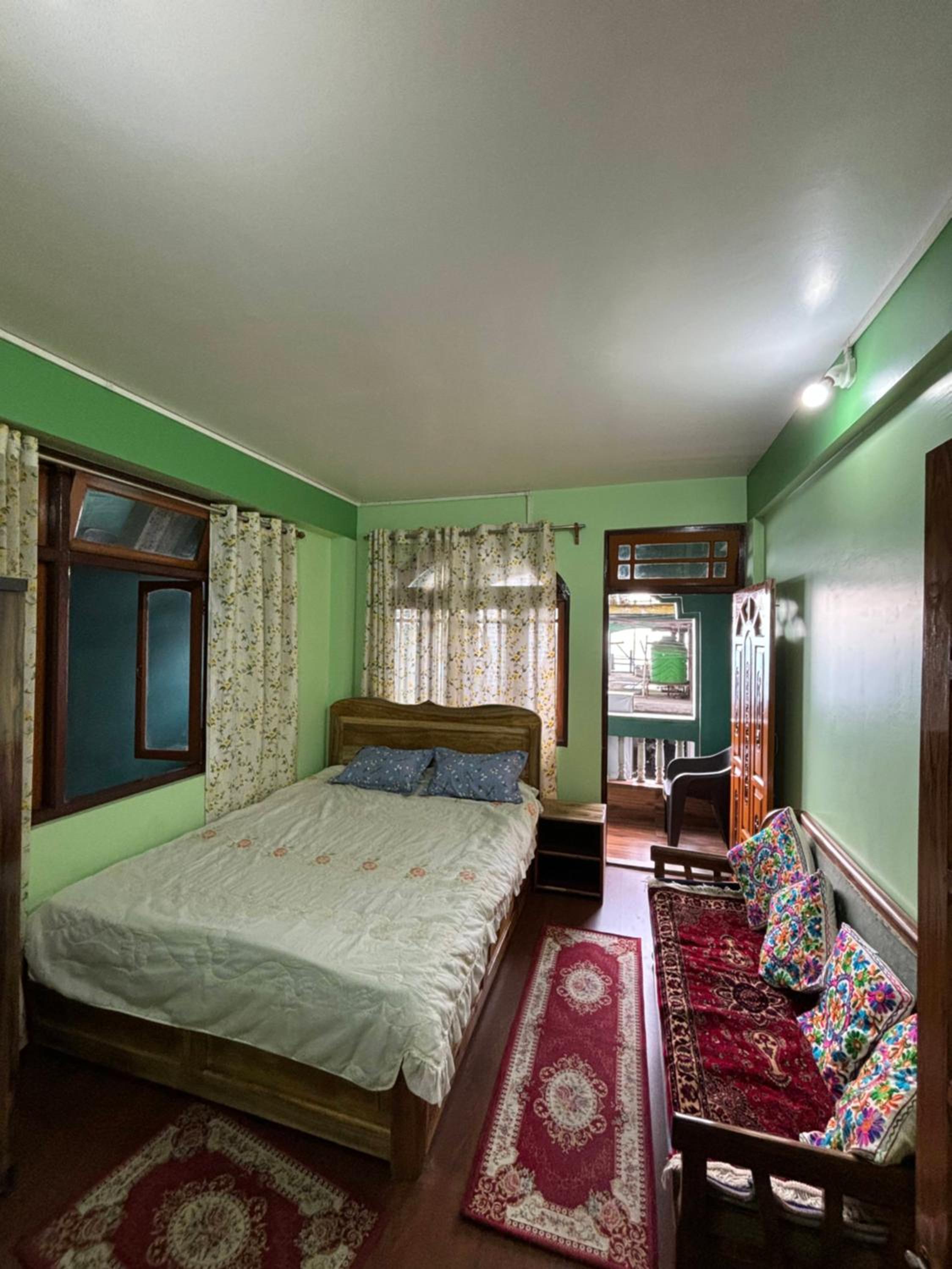 Deluxe Double Room with Balcony