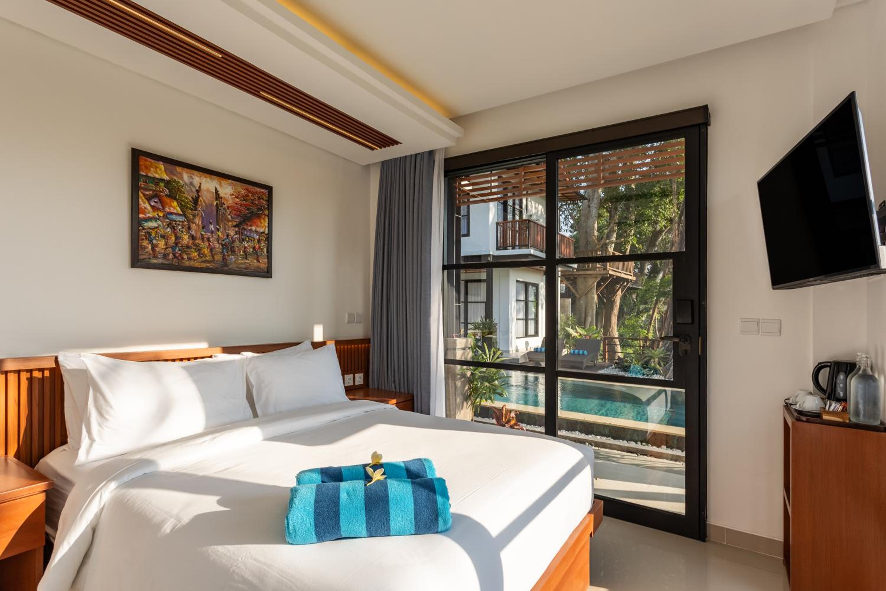 Superior Paripadi Pool Access - Photo 2