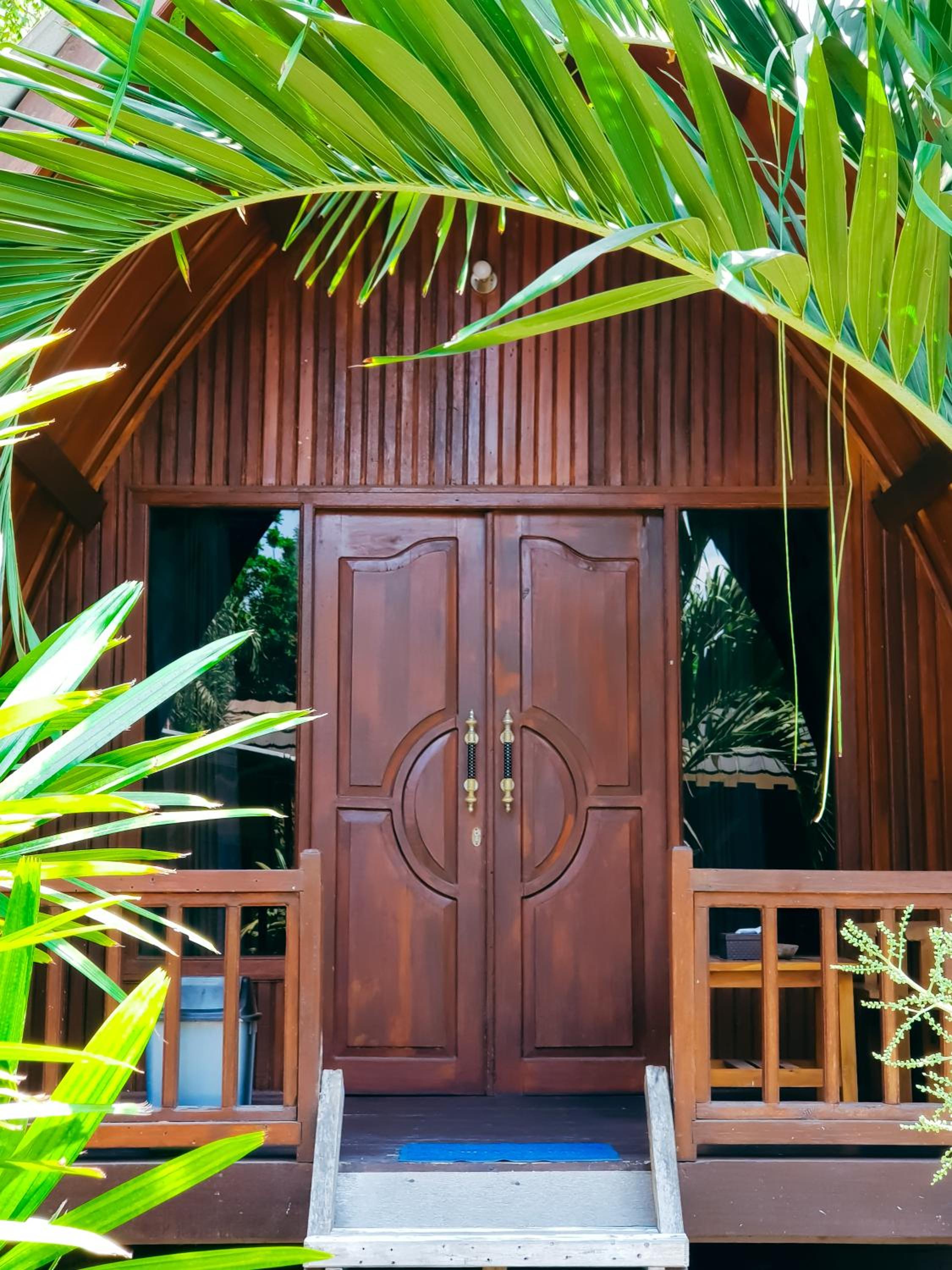 Bungalow with Patio - Photo 2