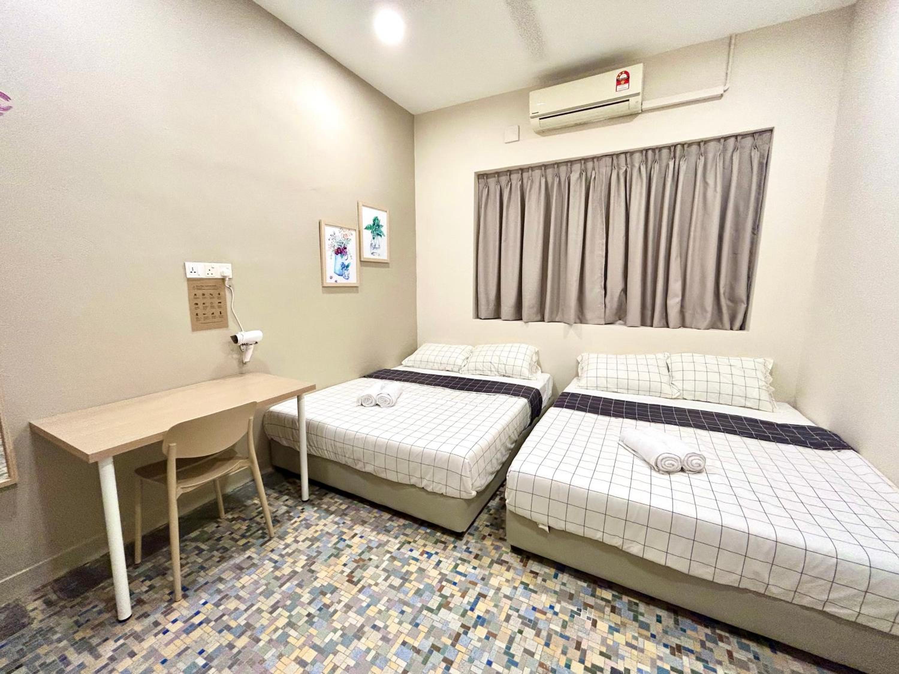 Quadruple Room With Bathroom