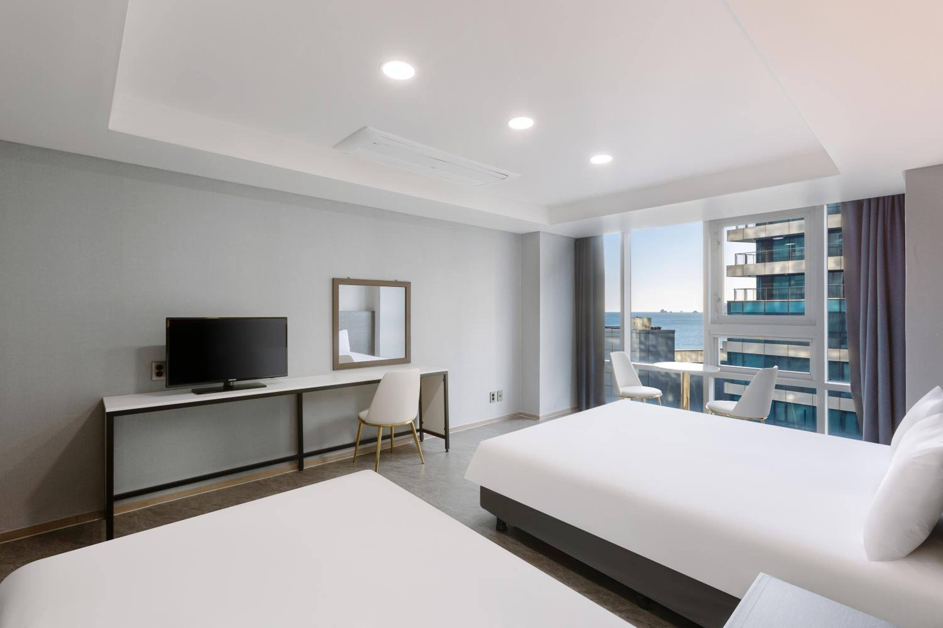 Family Twin Room with Partial Ocean View