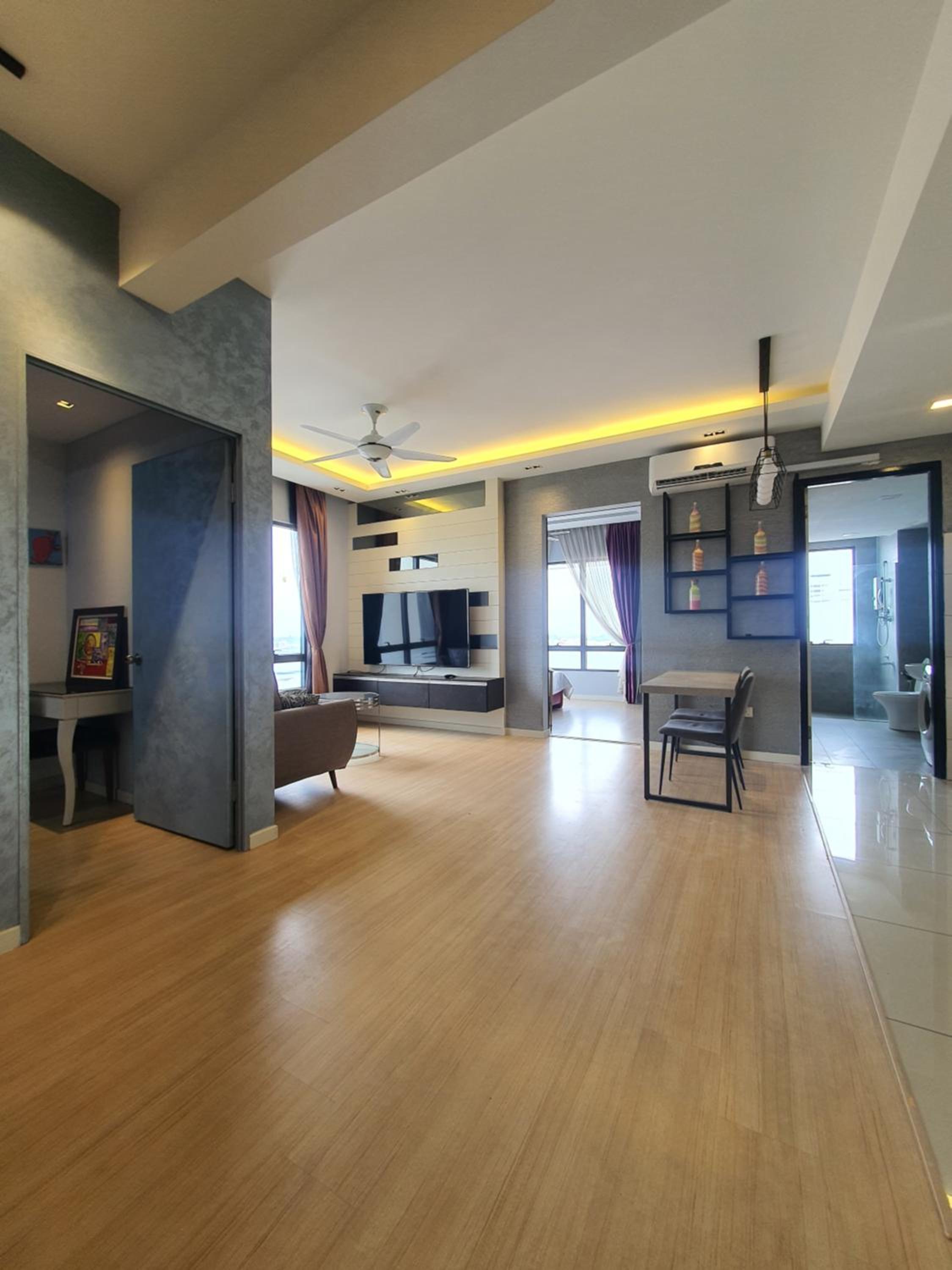 Studio Apartment photo 1