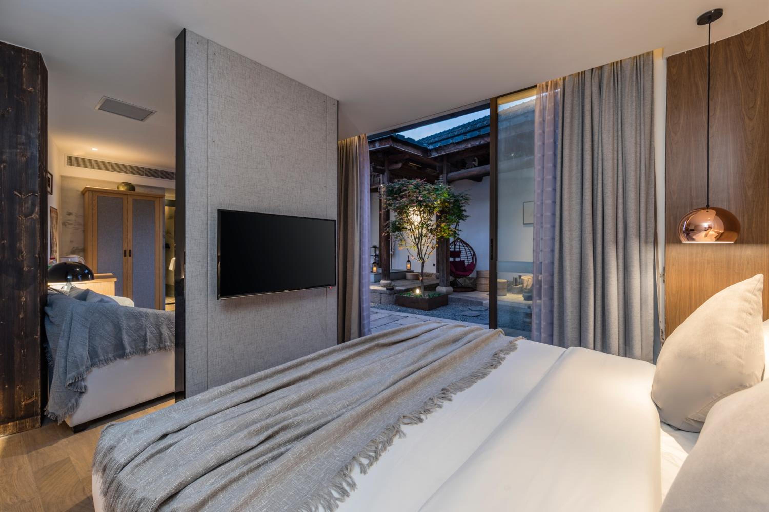 Junior Suite with Garden View photo 3