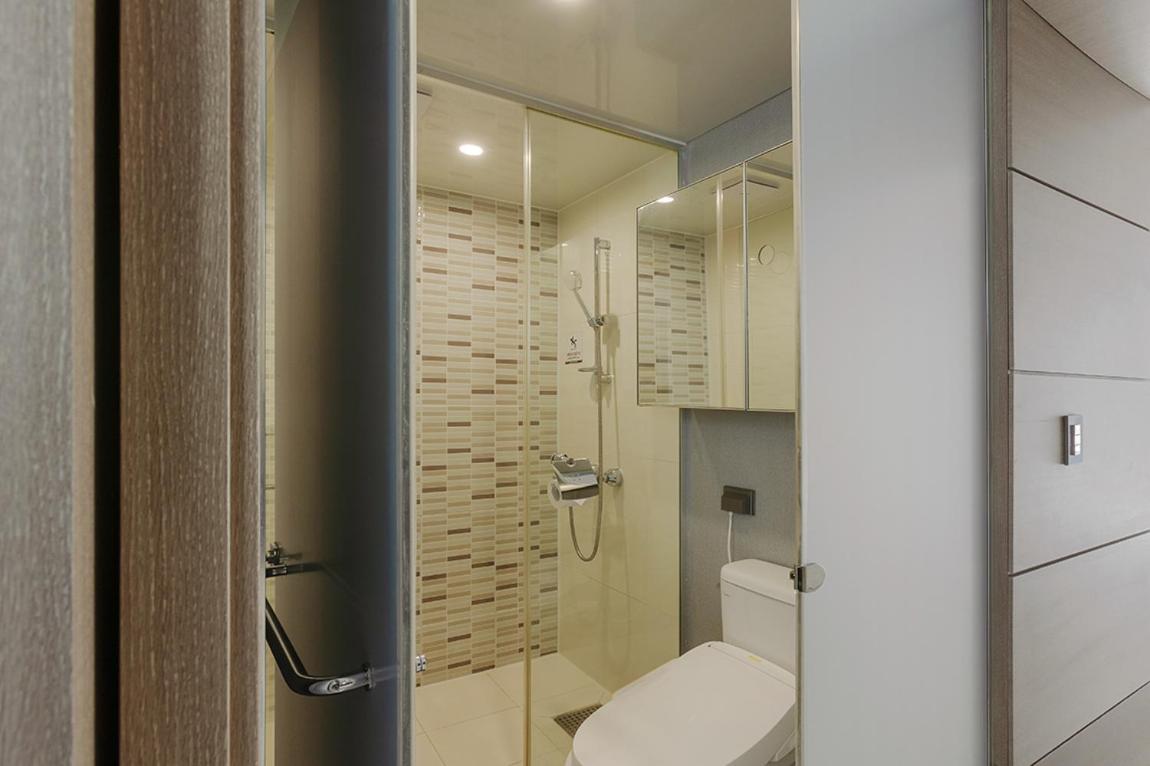 Swimming pool PKG for 2 people - Junior Suite with partial Sea View  - Photo 7
