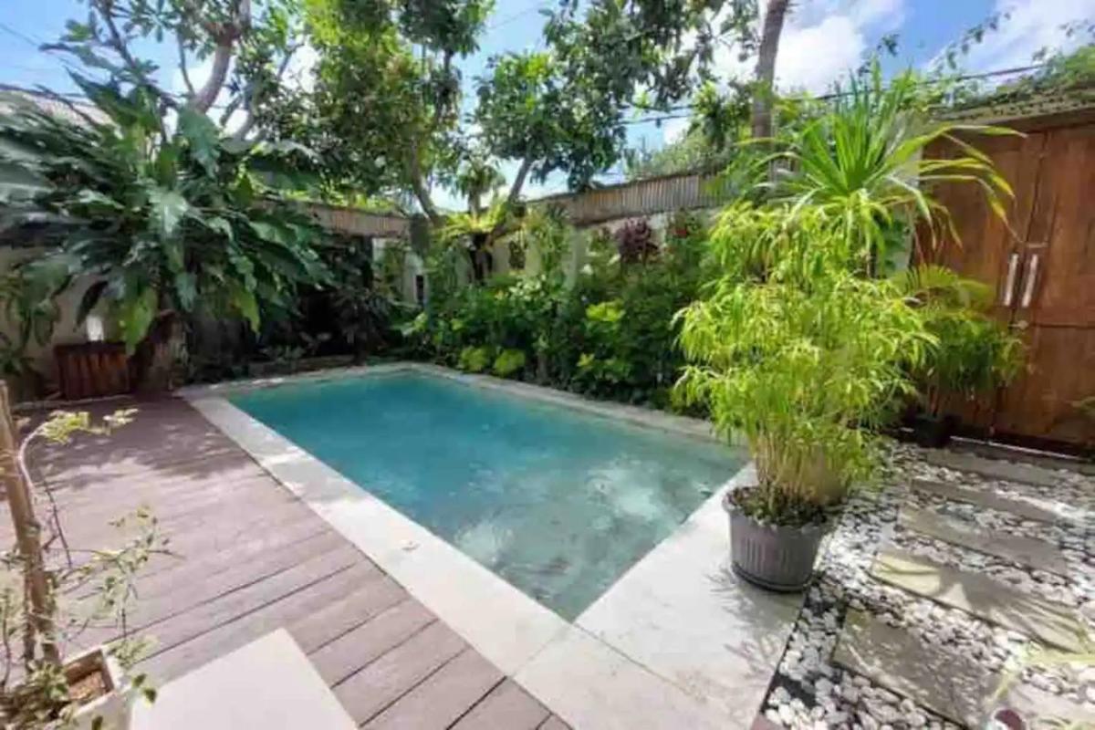 Three-Bedroom Villa photo 1