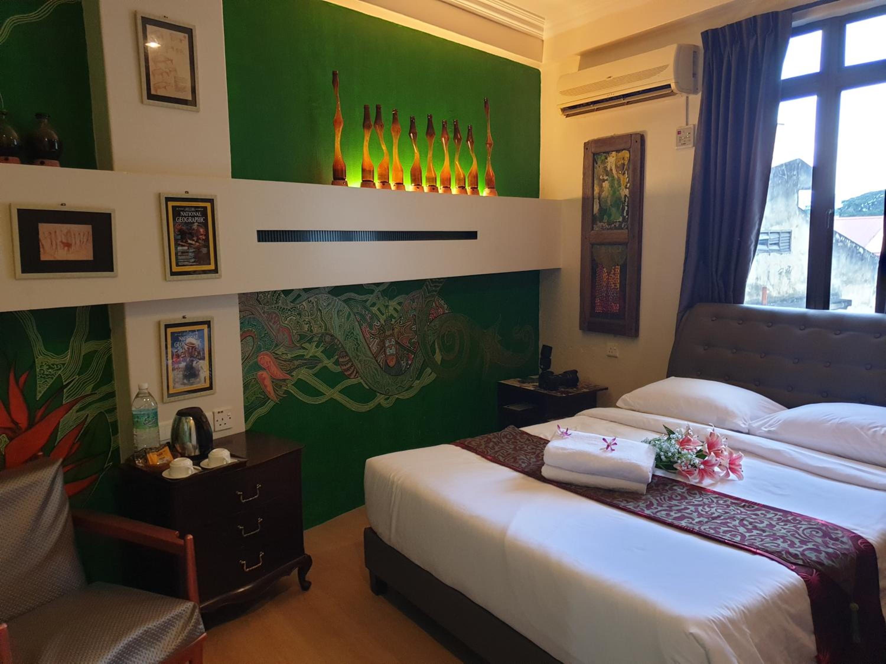 Queen Room
