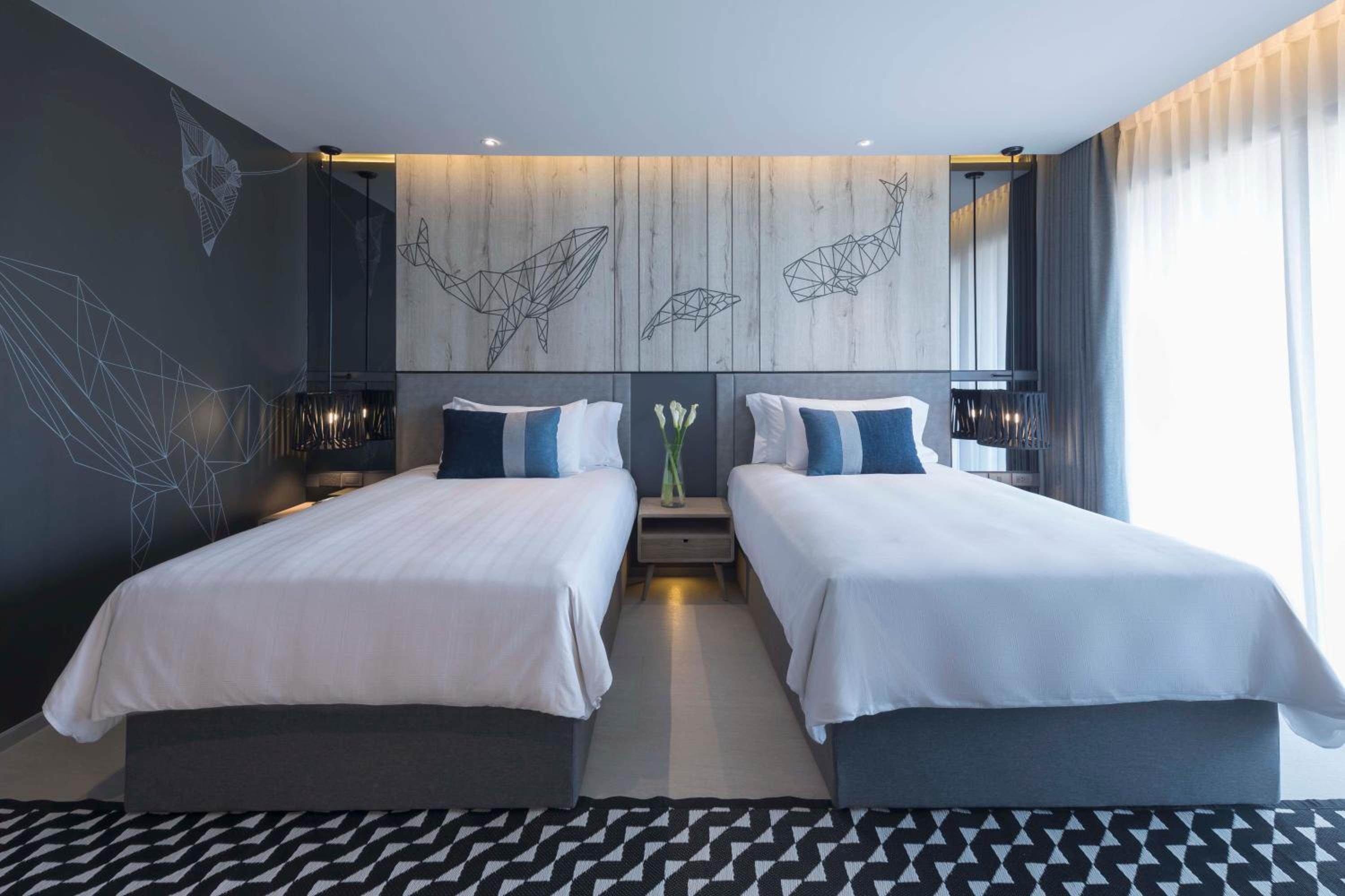 Deluxe Sea Breeze ( 24 Hours Use of Room )
