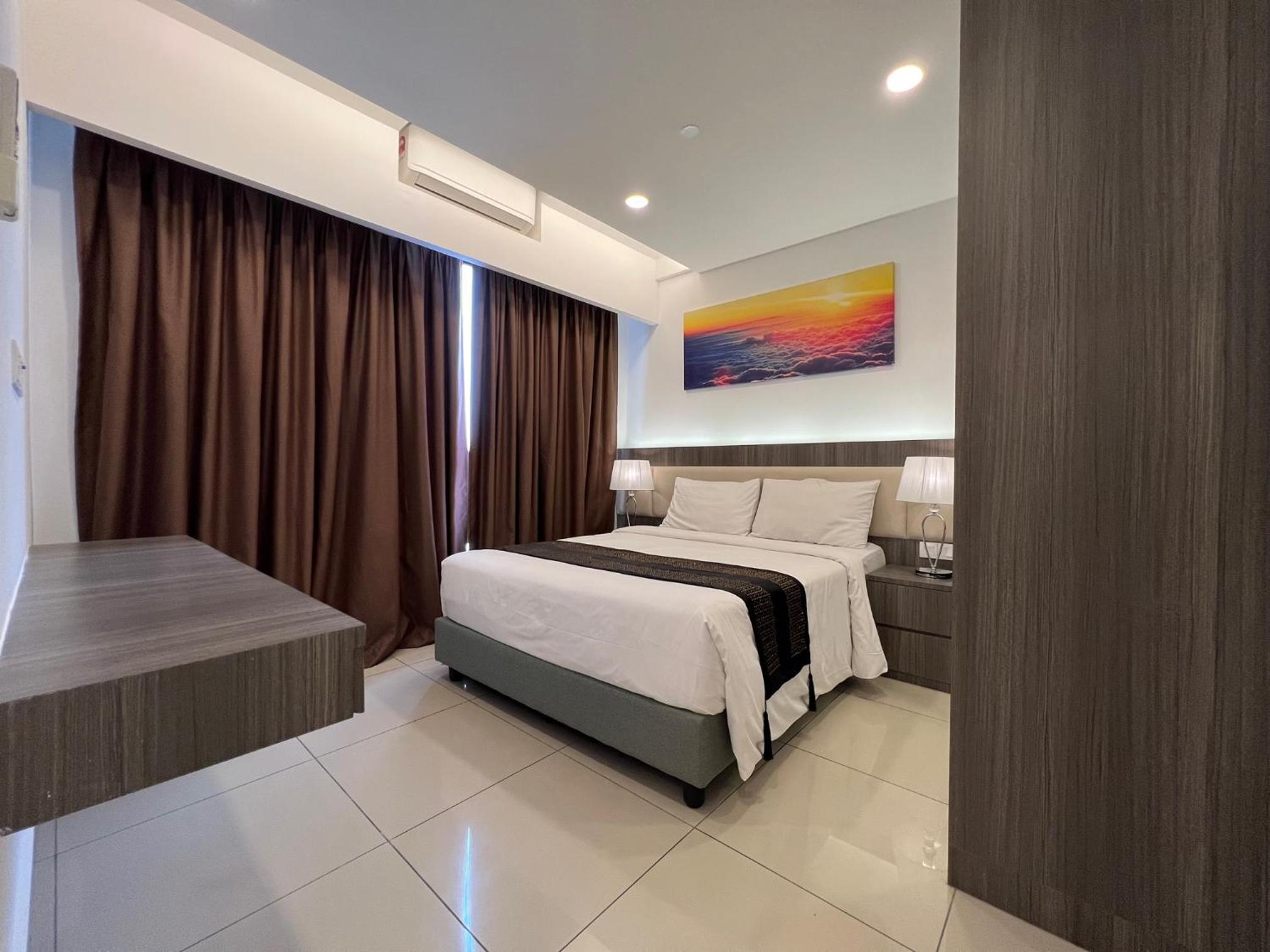 Two-Bedroom Apartment - Photo 3
