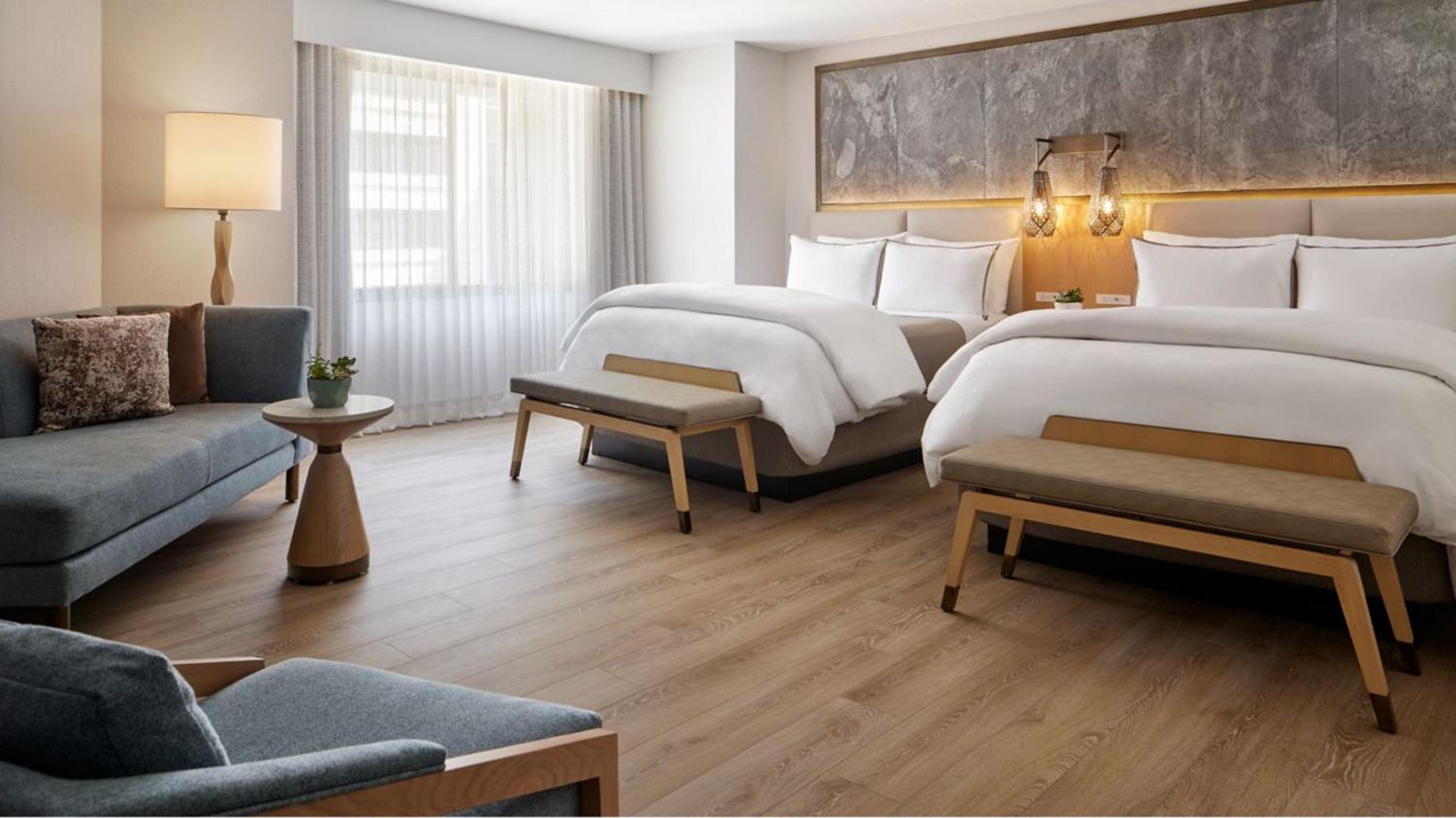 Queen Studio Suite with Two Queen Beds - Photo 2